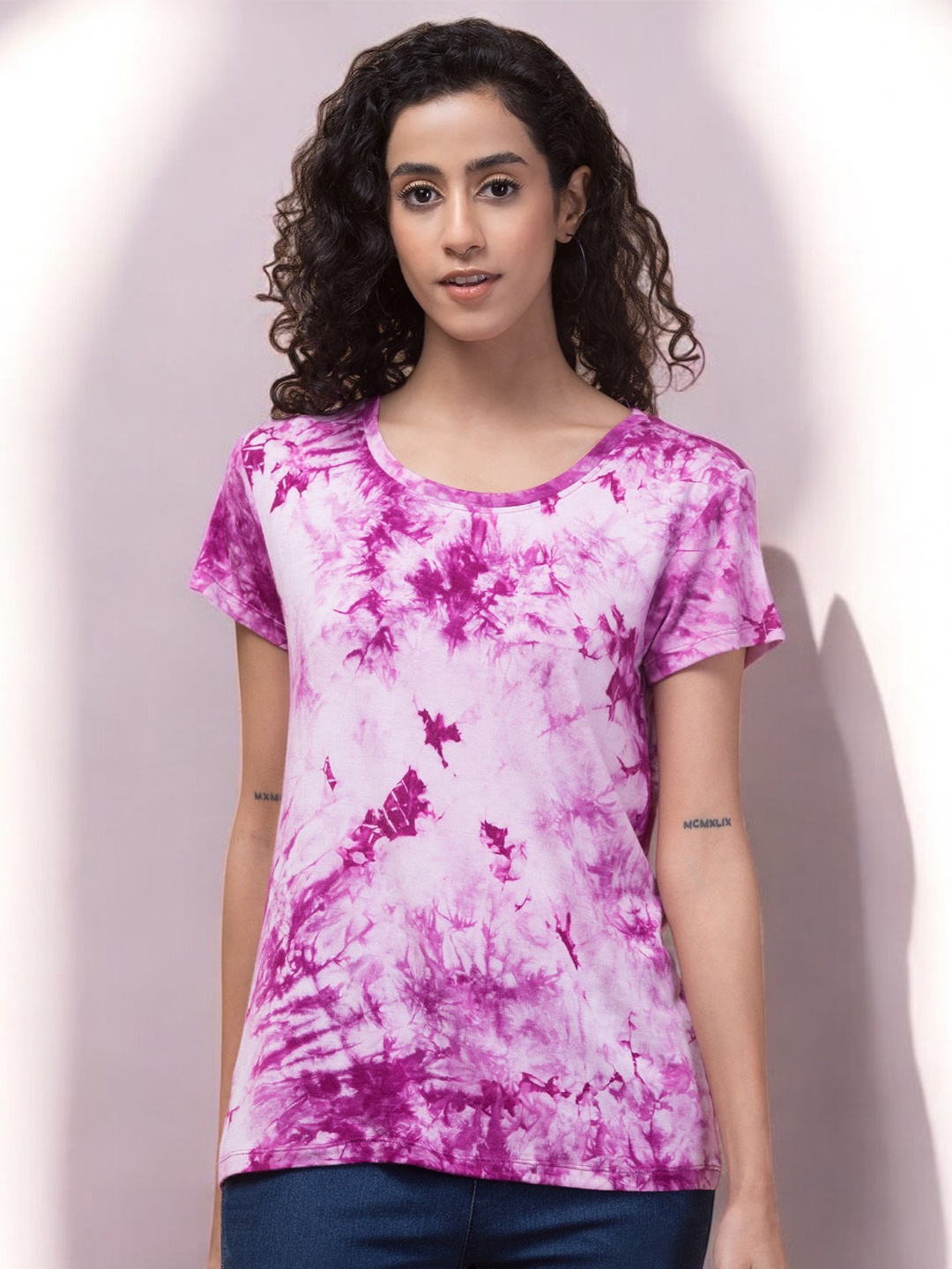 

BAESD Women Floral Dyed Pockets T-shirt, Purple