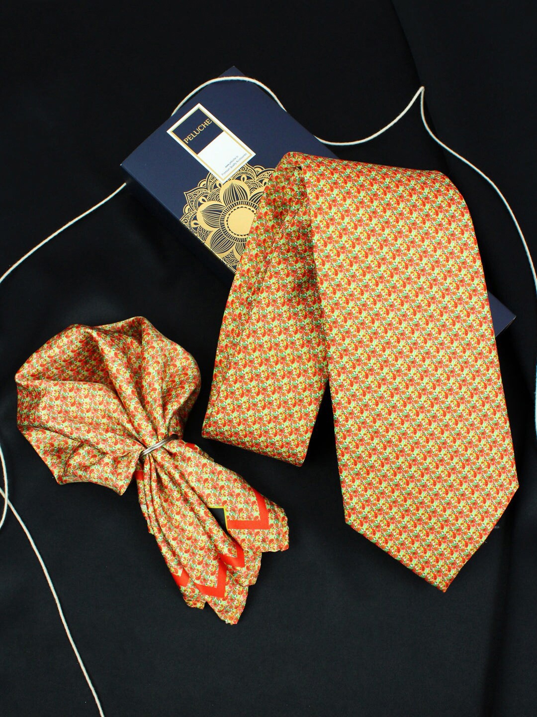 PELUCHE Men Printed Neck Tie & Pocket Square Accessory Gift Set, Yellow
