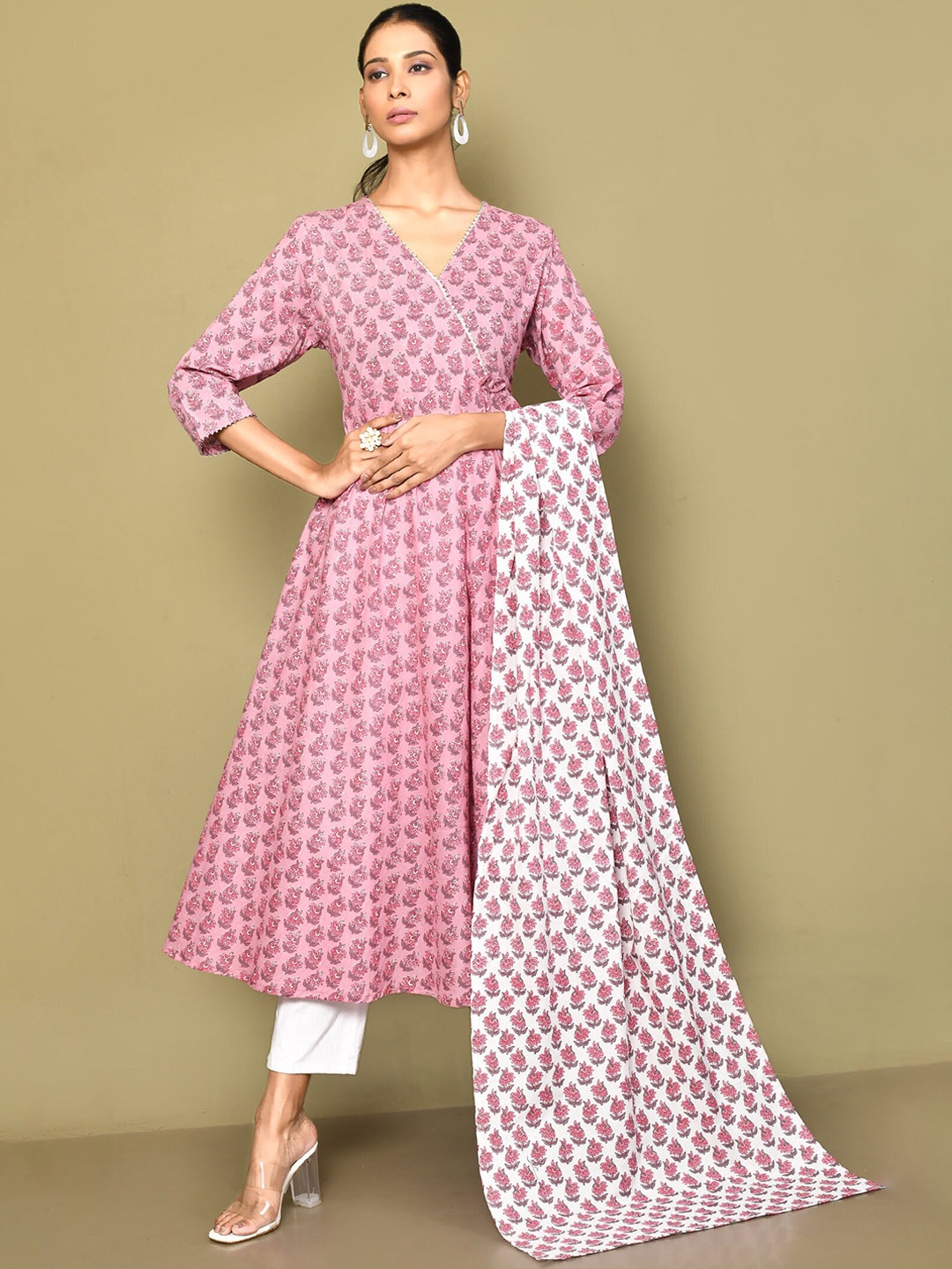 

Miravan Womens Cotton Floral Print Anarkali Kurta with Dupatta, Pink