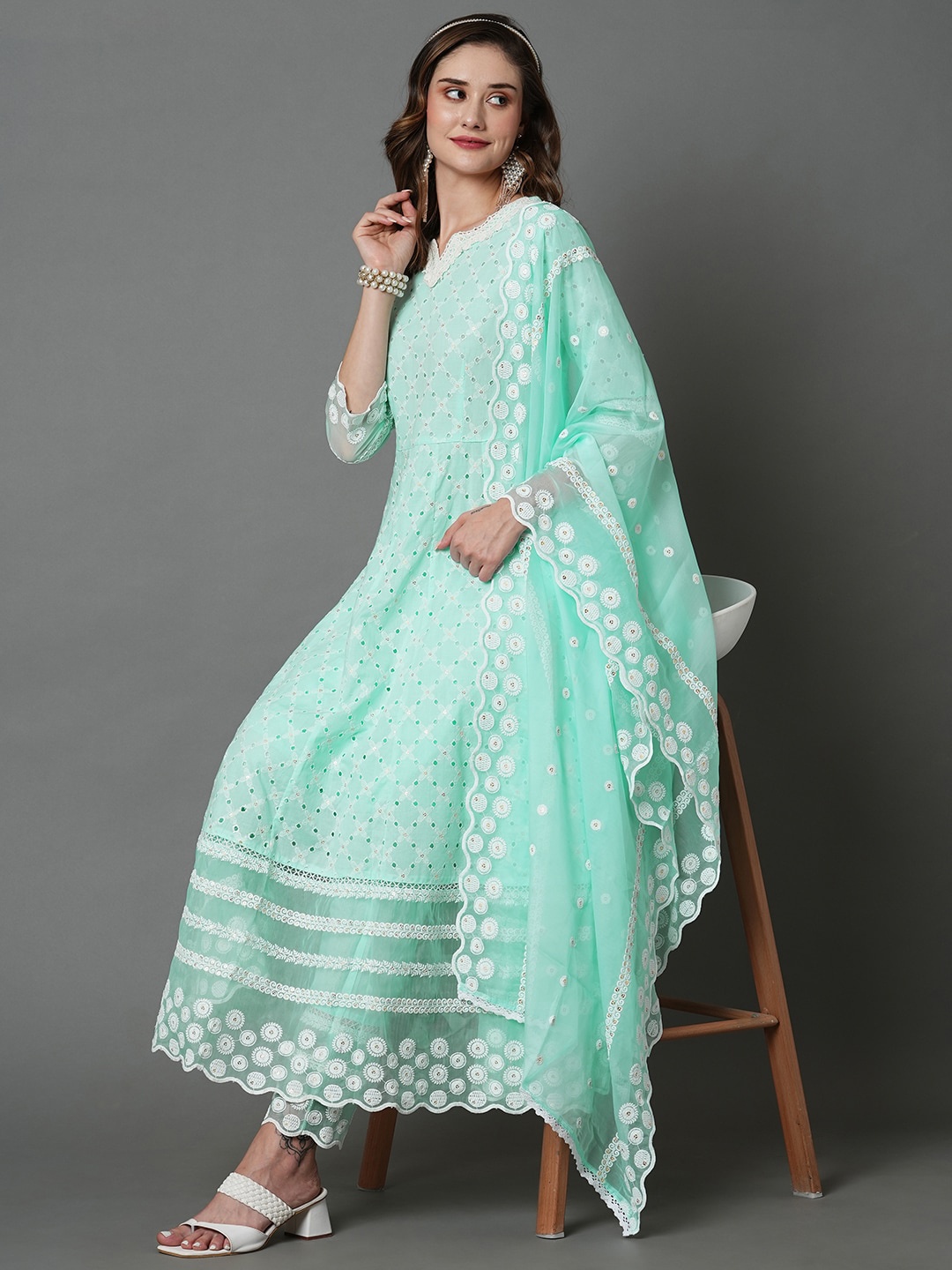 

HEEPOSH Floral Embroidered Empire Chikankari Pure Cotton Kurta with Trousers & Dupatta, Blue