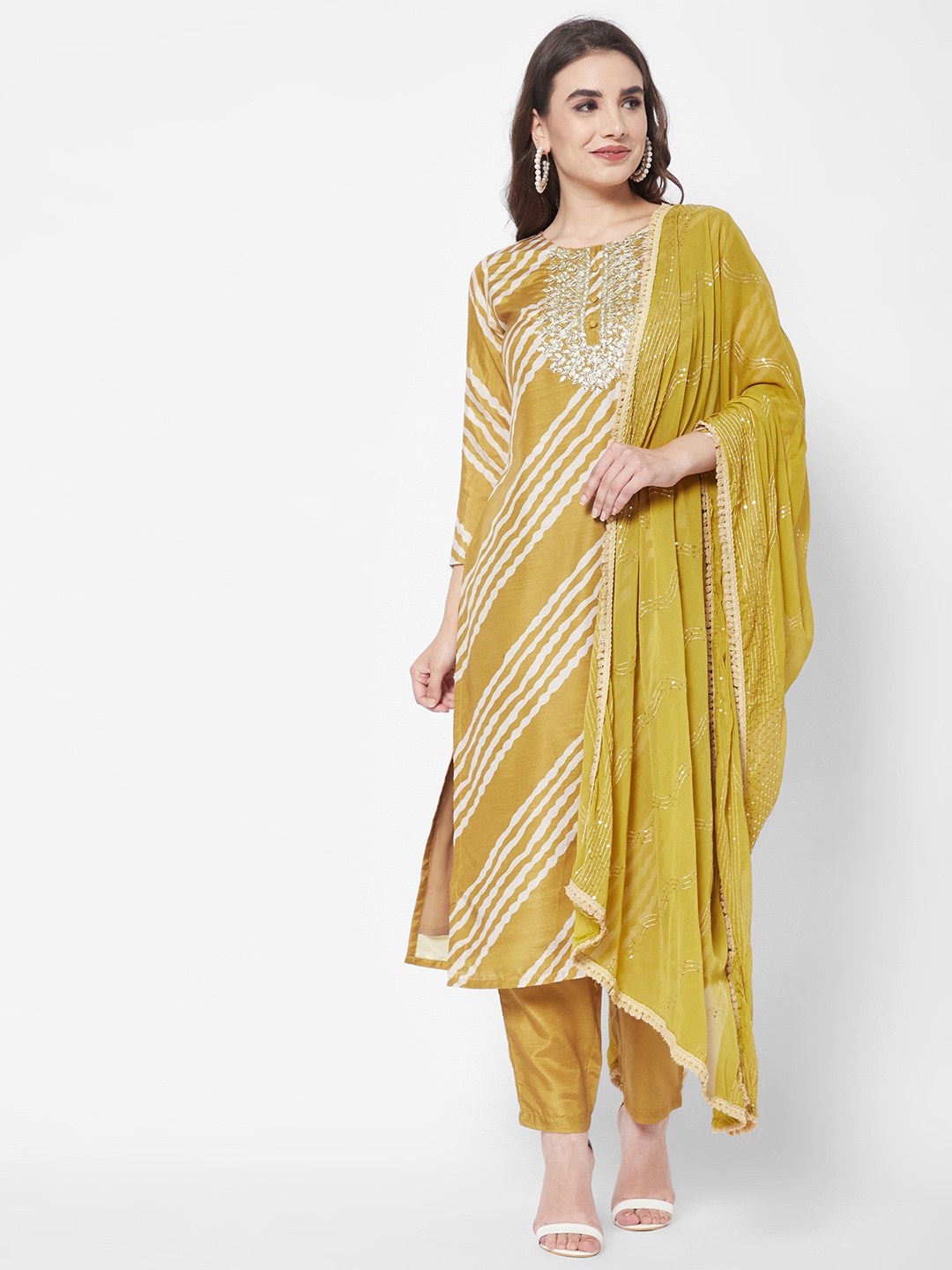 

HEEPOSH Women Printed Regular Kurta with Trousers & With Dupatta, Mustard