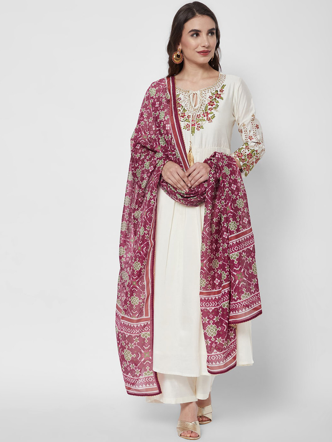 

HEEPOSH Floral Embroidered Tie Up Neck Kurta with Palazzos & Dupatta, White