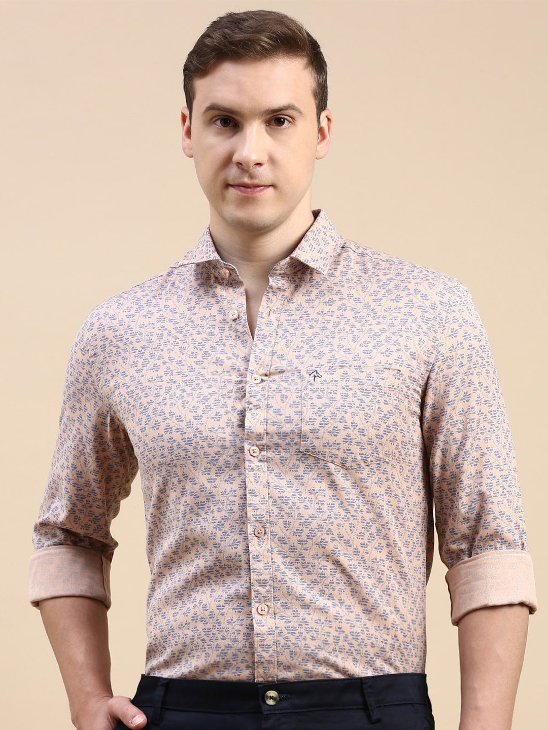 

CP BRO Men Slim Fit Floral Opaque Printed Casual Shirt, Peach