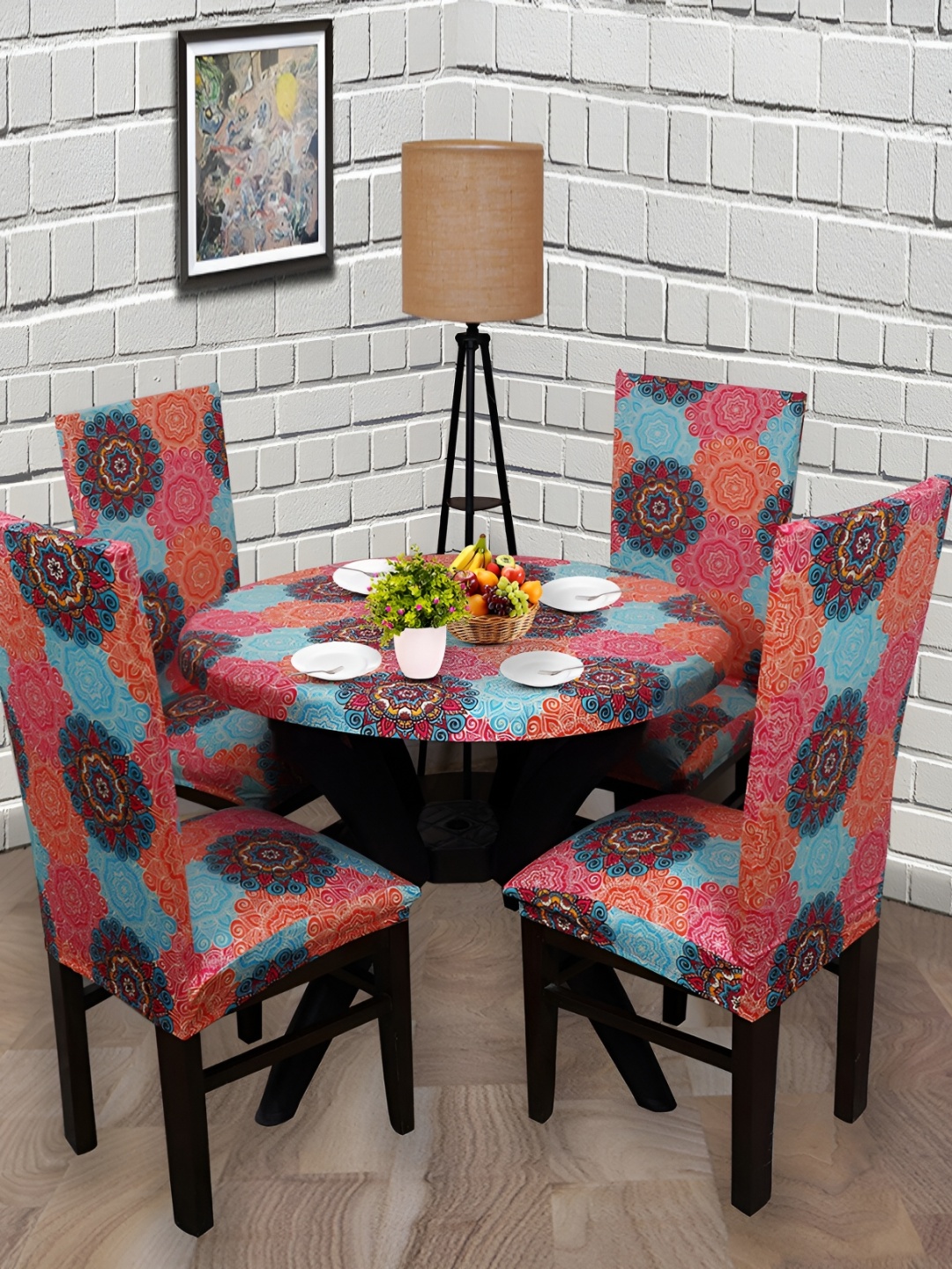 

Eleganta Red & Blue Ethnic Motifs Anti-Slip Round 6-Seater Table Covers