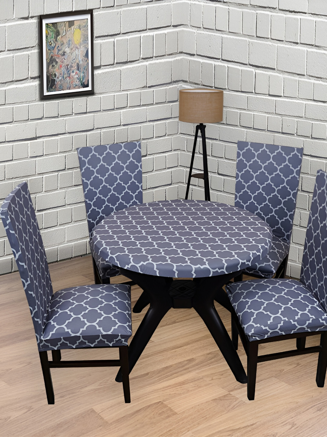 

Eleganta Grey Geometric Printed Anti-Slip Round 4-Seater Table Cover