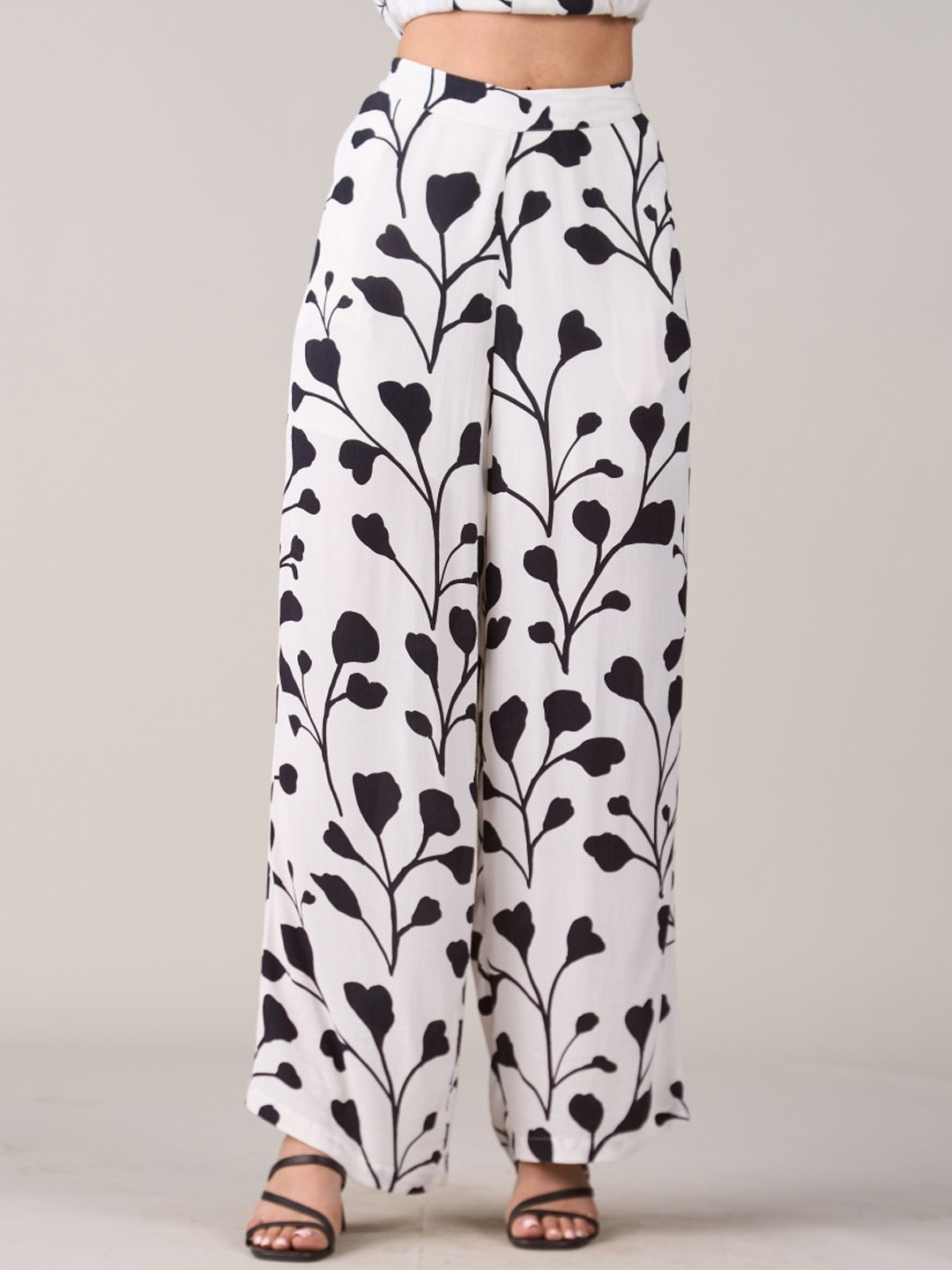 

Style Island Women Printed High Rise Relaxed-Fit Wide Leg Trouser, White