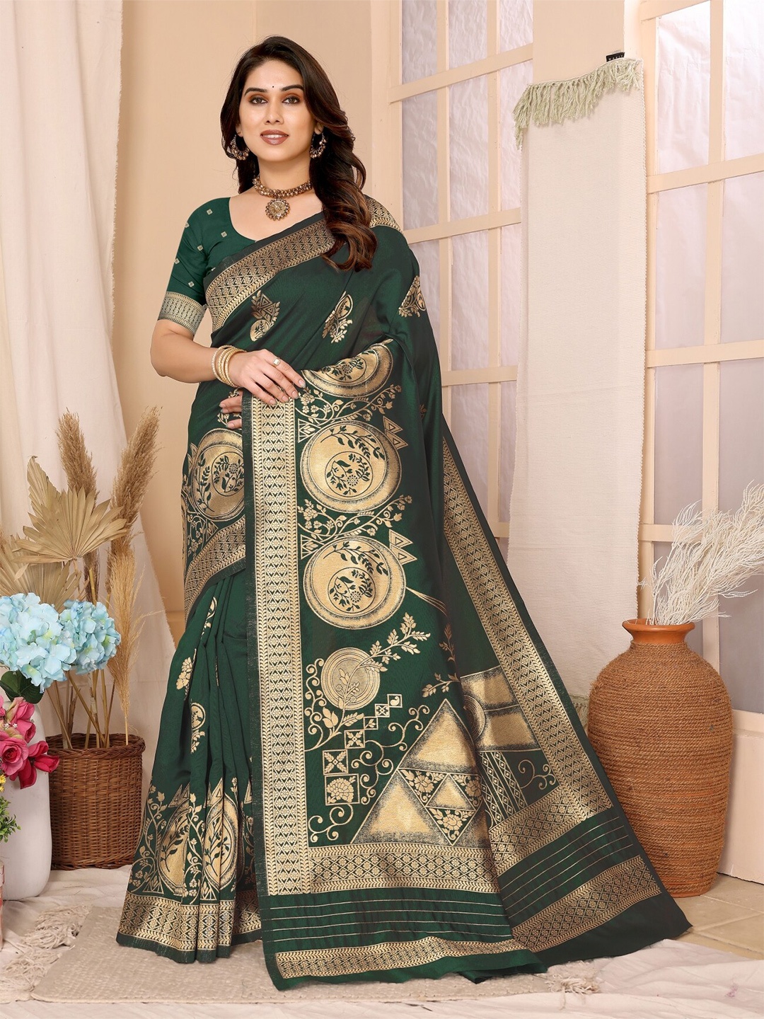 

vj fashion Ethnic Motifs Woven Design Zari Paithani Saree, Green