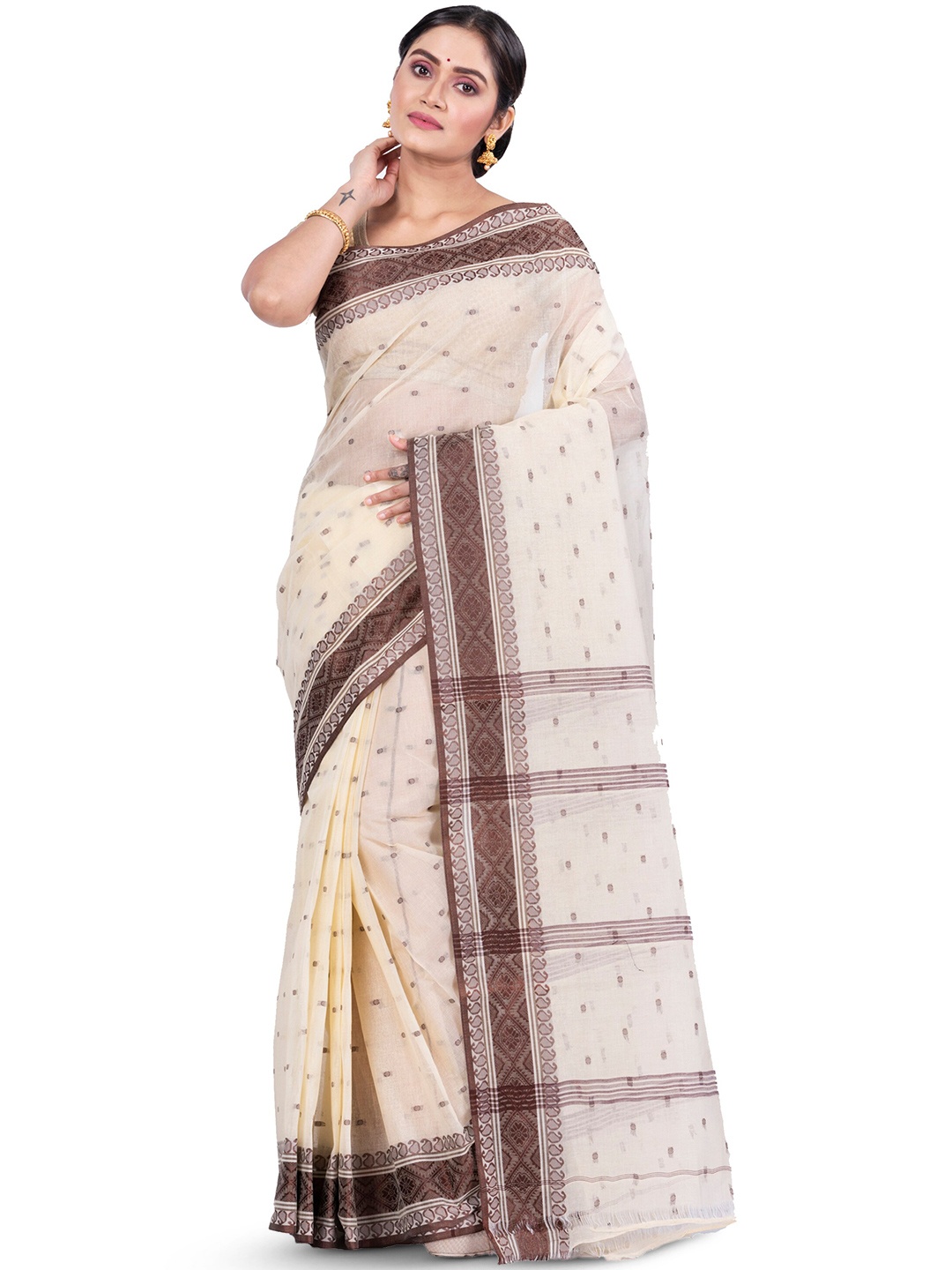 

DipDiya Ethnic Motifs Woven Design Pure Cotton Taant Saree, Brown