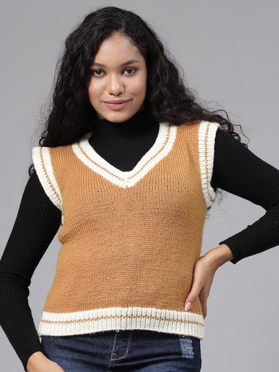 

Velvery Ribbed V-Neck Sweater Vest, Beige