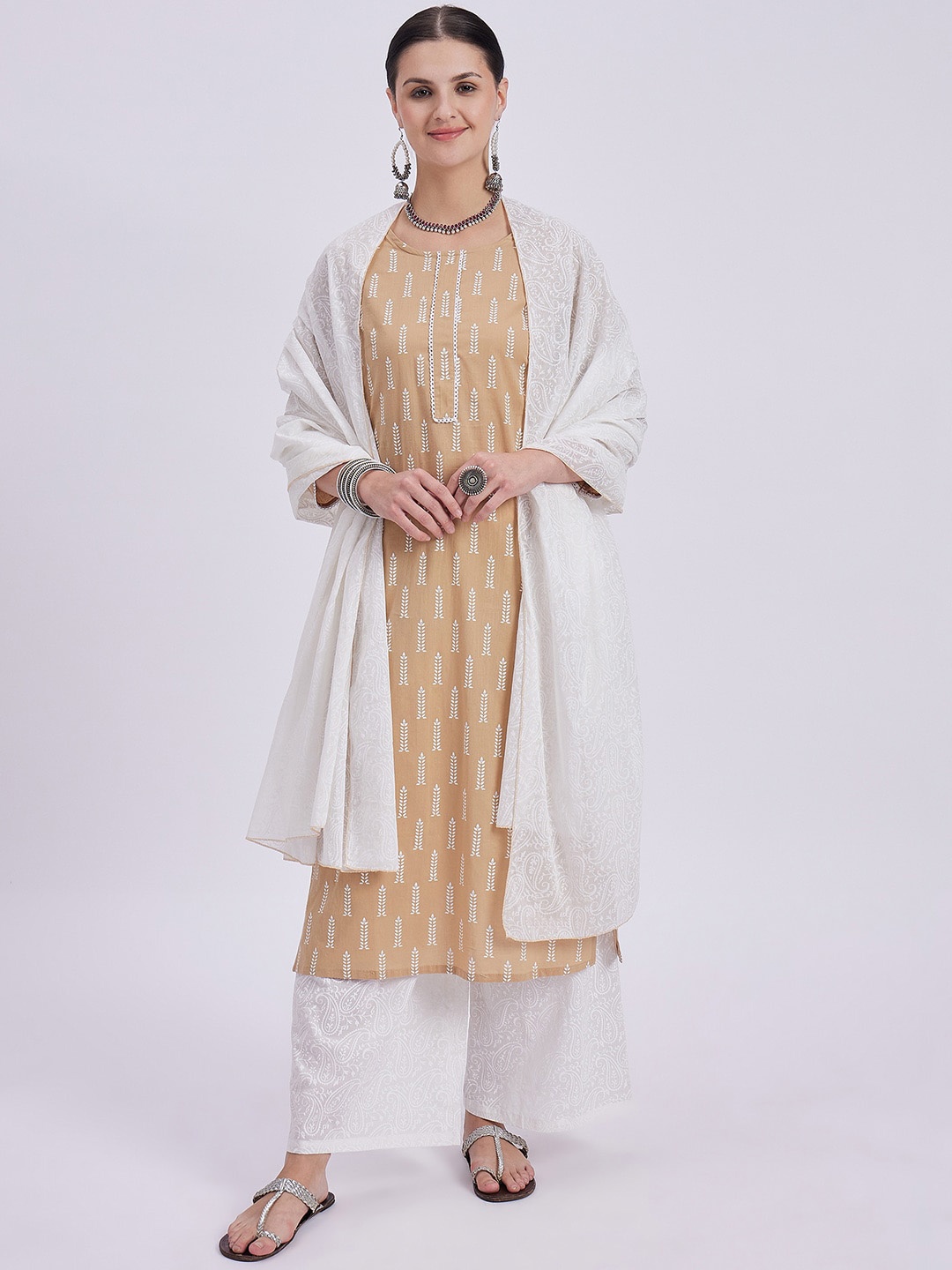 

Knitstudio Floral Printed Regular Kurta with Trousers & Dupatta, Camel brown