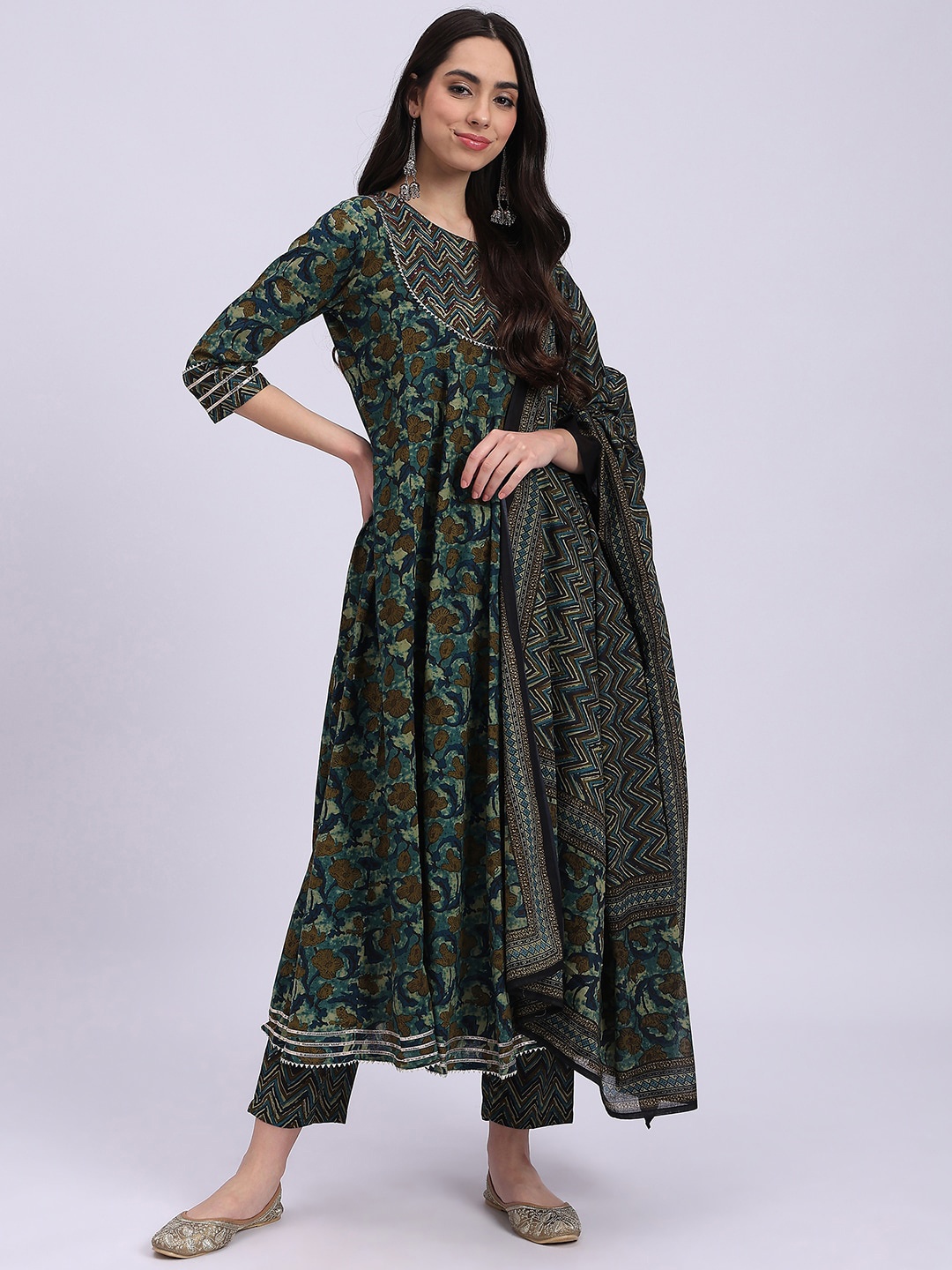 

Knitstudio Floral Printed Regular Gotta Patti Anarkali Kurta With Trousers & Dupatta, Green