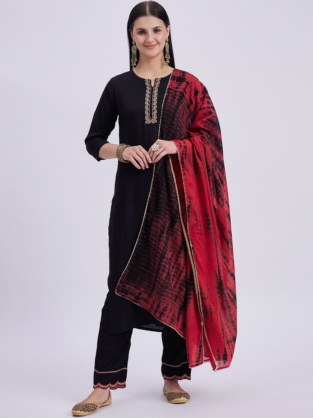 

Knitstudio Floral Embroidered Regular Thread Work Kurta with Trousers & Dupatta, Black