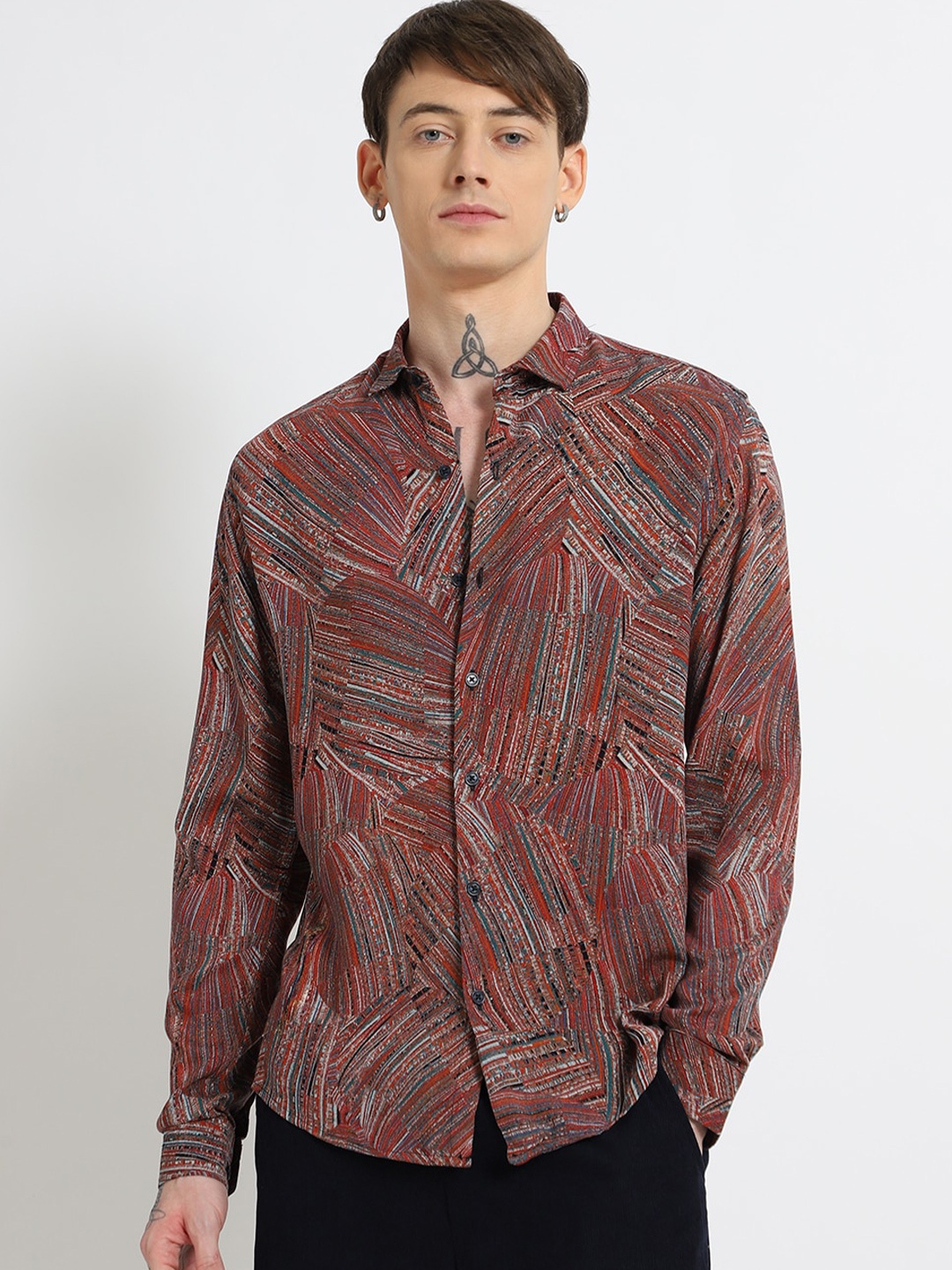 

Banana Club Men Classic Opaque Printed Casual Shirt, Red