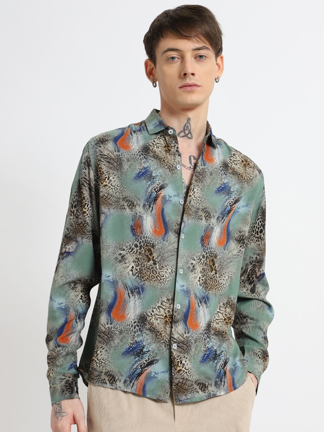 

Banana Club Men Classic Opaque Printed Casual Shirt, Green