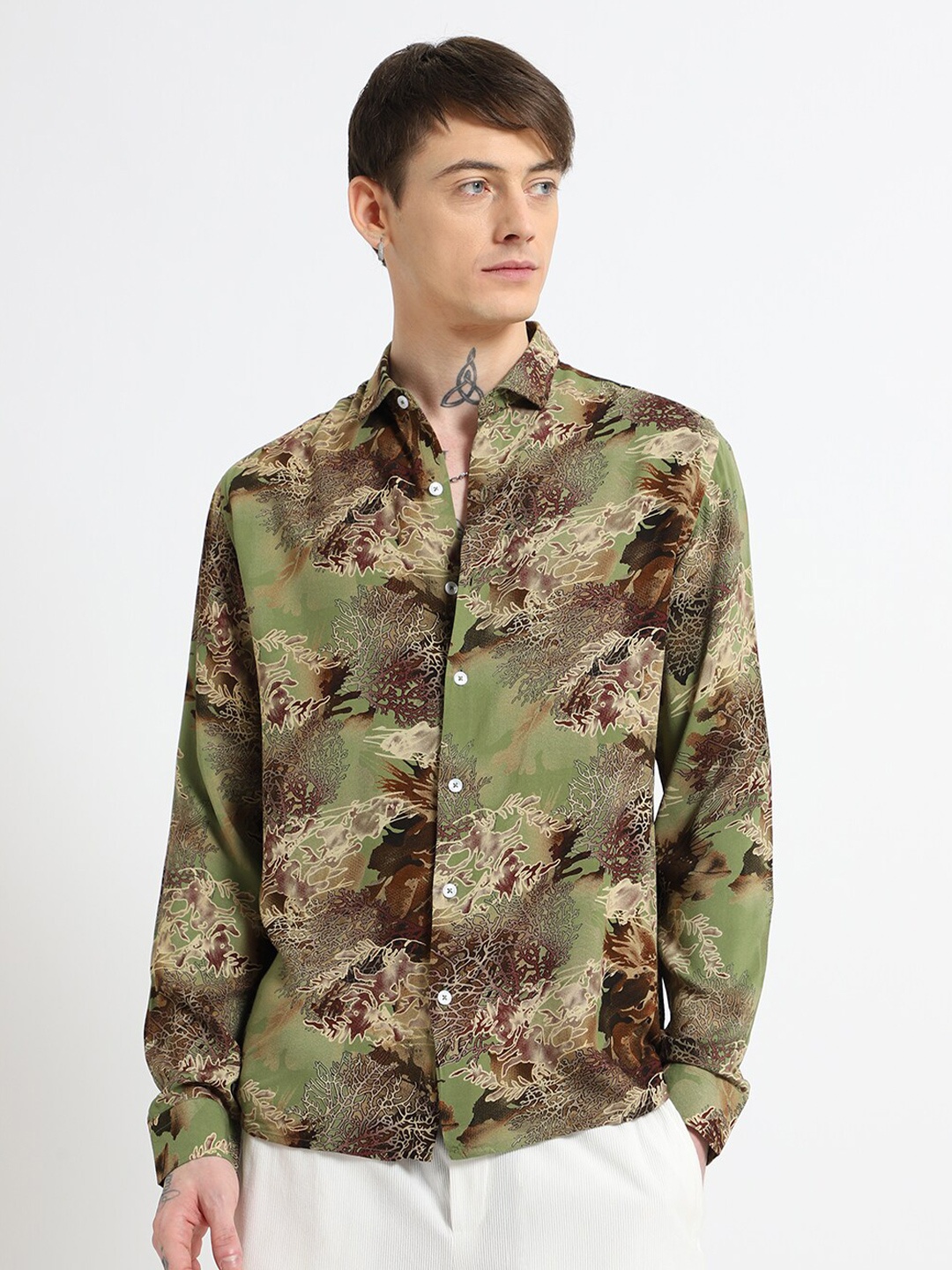 

Banana Club Men Classic Floral Opaque Printed Casual Shirt, Green