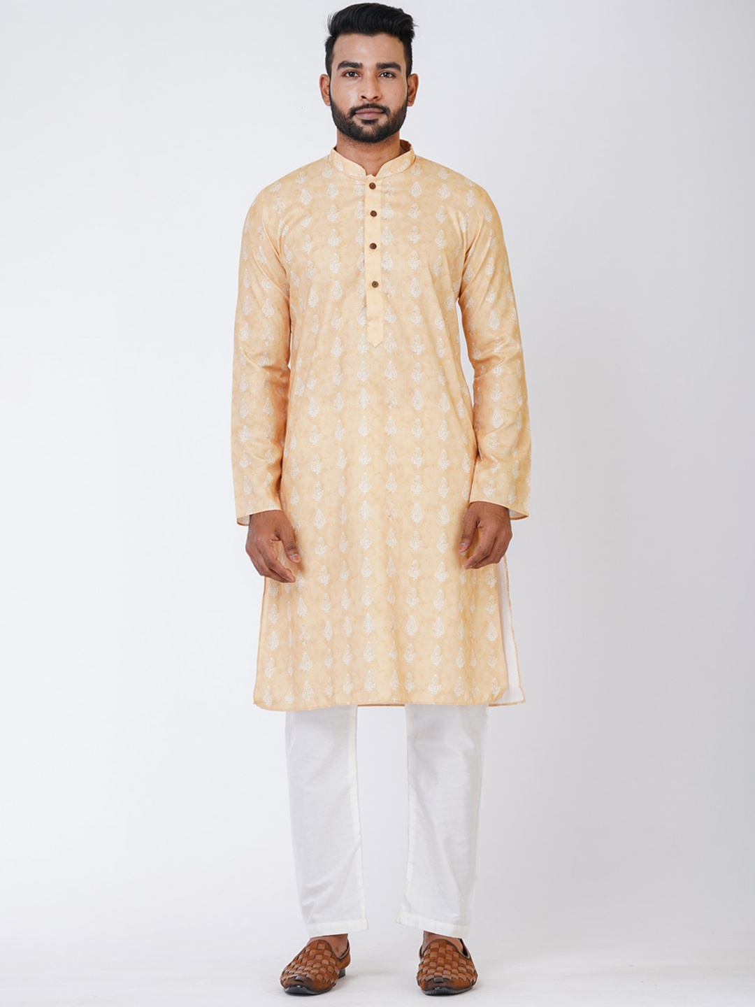 

HU - Handcrafted Uniquely Men Ethnic Motifs Chikankari Handloom Kurta, Peach