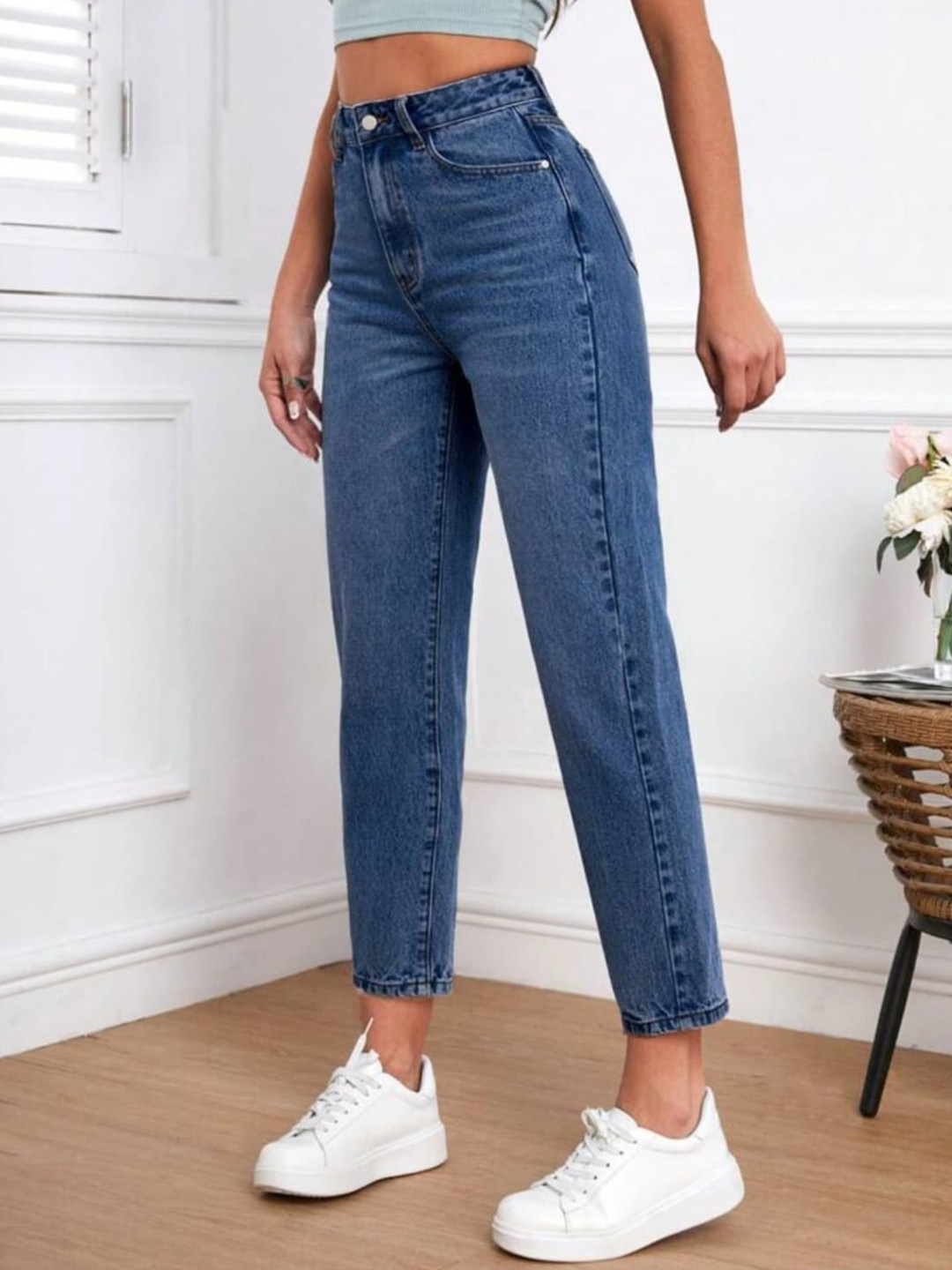 

BLACK SCISSOR Women Light Fade Mom Fit Jeans, Blue