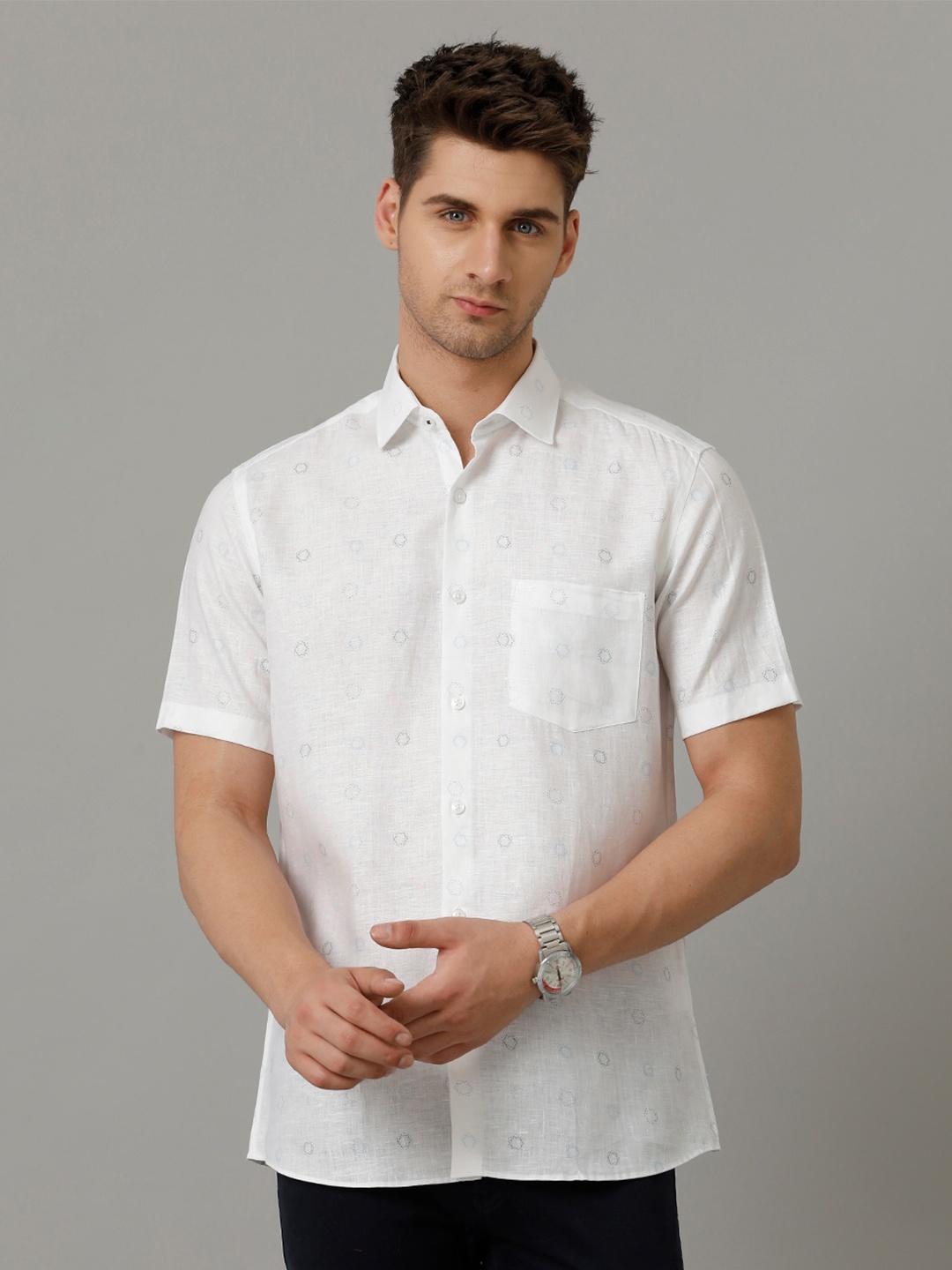 

Linen Club Men Contemporary Opaque Printed Casual Shirt, White