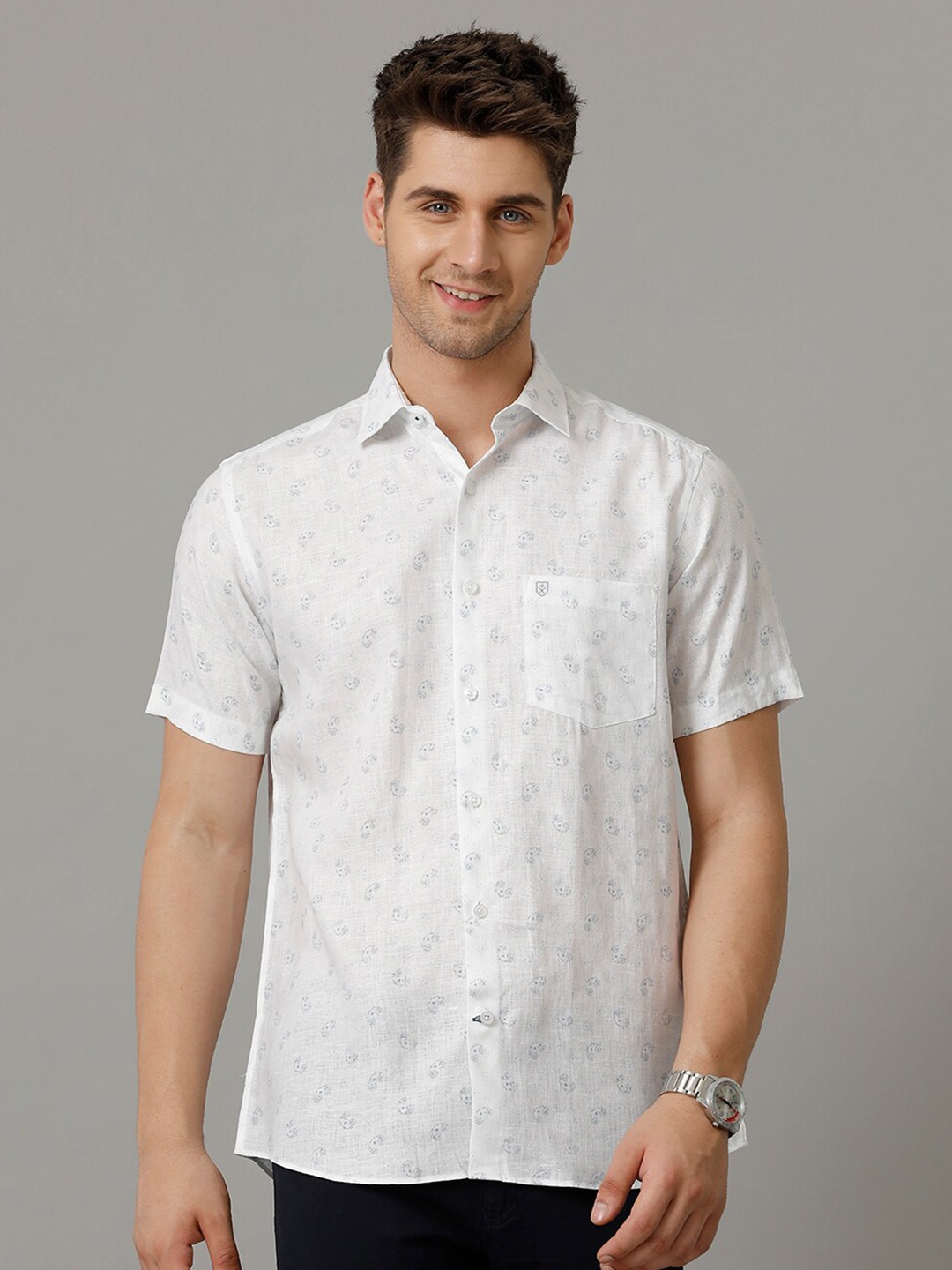 

Linen Club Men Contemporary Floral Opaque Printed Casual Shirt, White