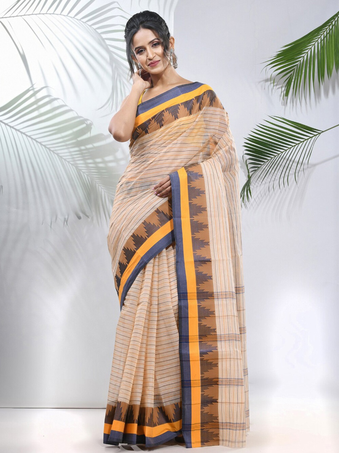 

Charukriti Striped Woven Design Pure Cotton Taant Saree, Cream