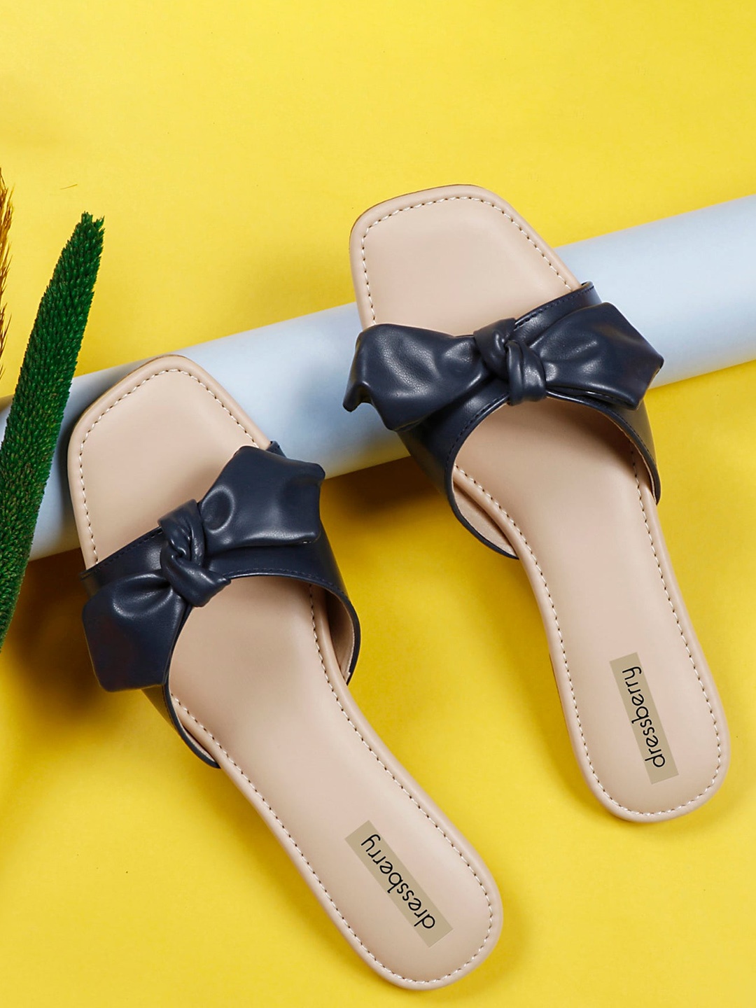 

DressBerry Women Open Toe Flats with Bows, Blue