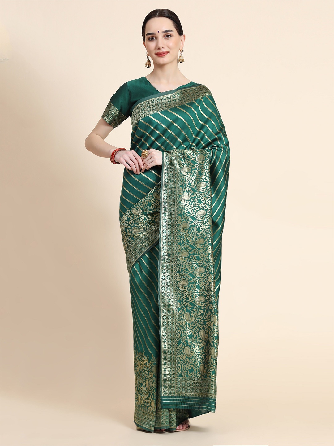 

RASVRITI Woven Design Zari Pure Silk Kanjeevaram Saree, Green