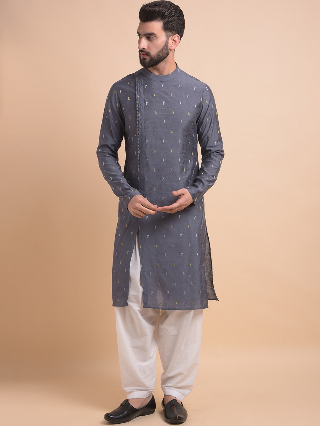 

Anouk Ethnic Woven Design Round Neck Regular Kurta With Patiala, Silver