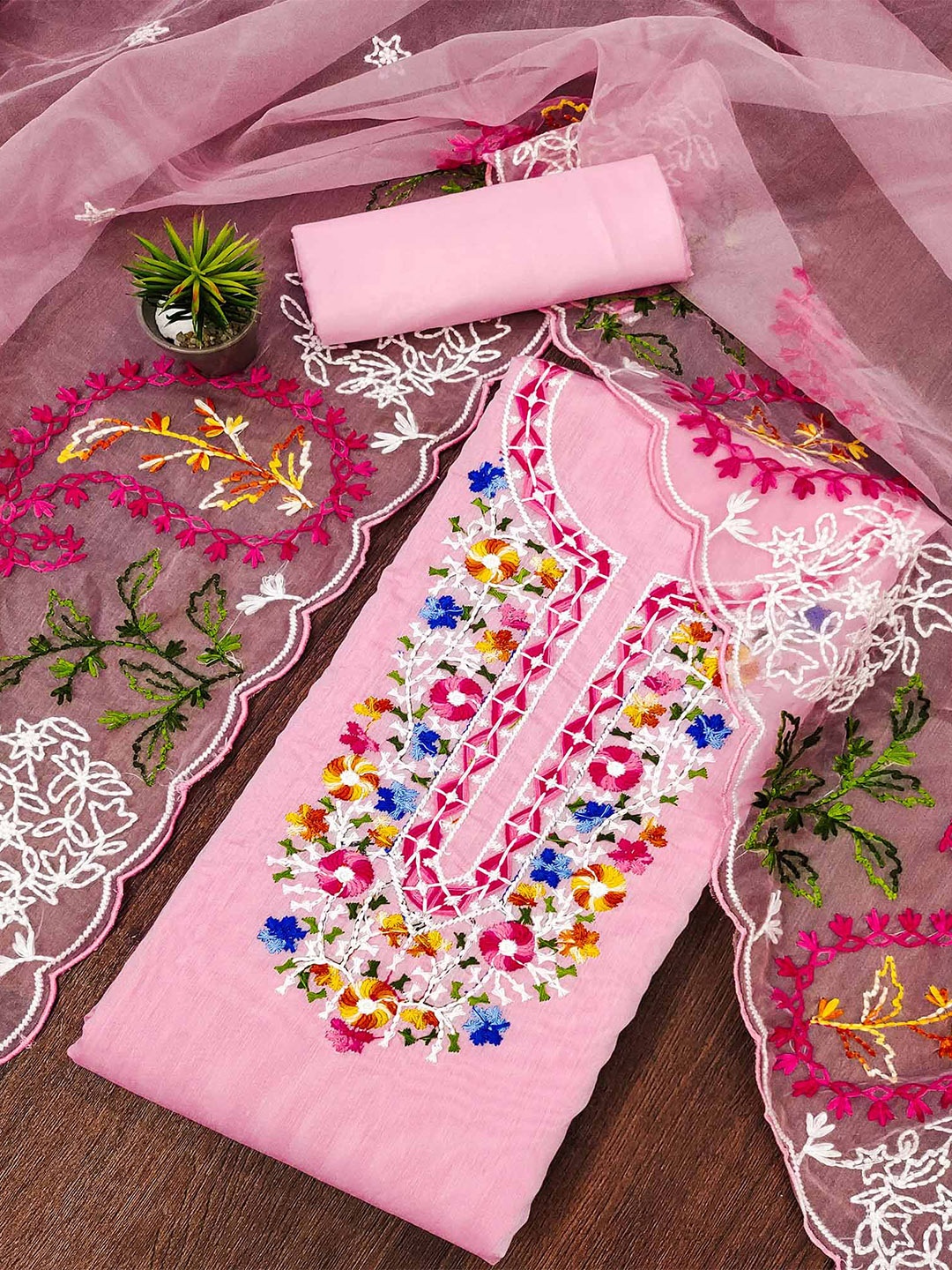 

Peachmode Floral Embroidered Thread Work Unstitched Dress Material, Pink
