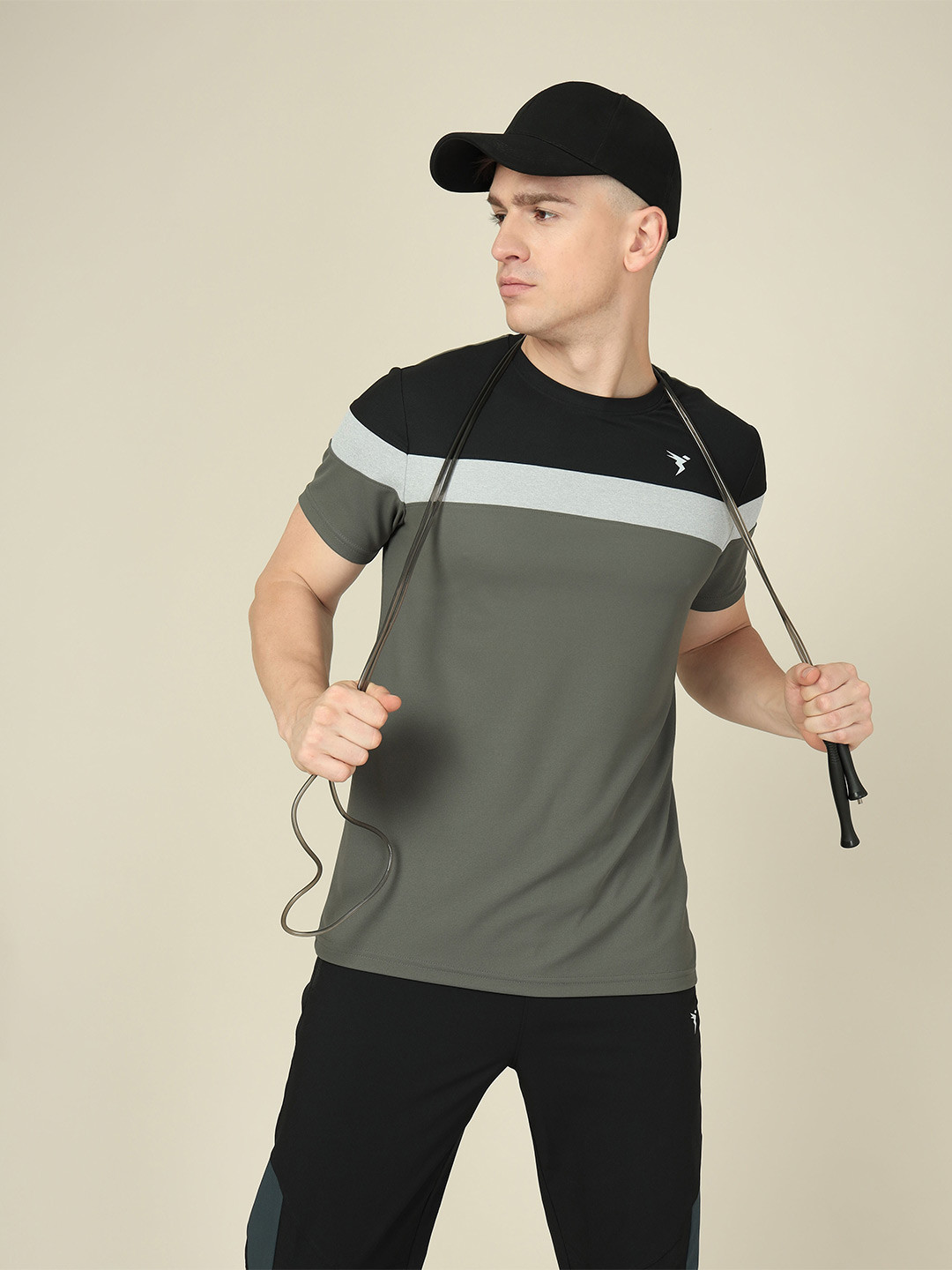 

Technosport Colourblocked Moisture Wicking Slim Fit Training T-shirt, Grey
