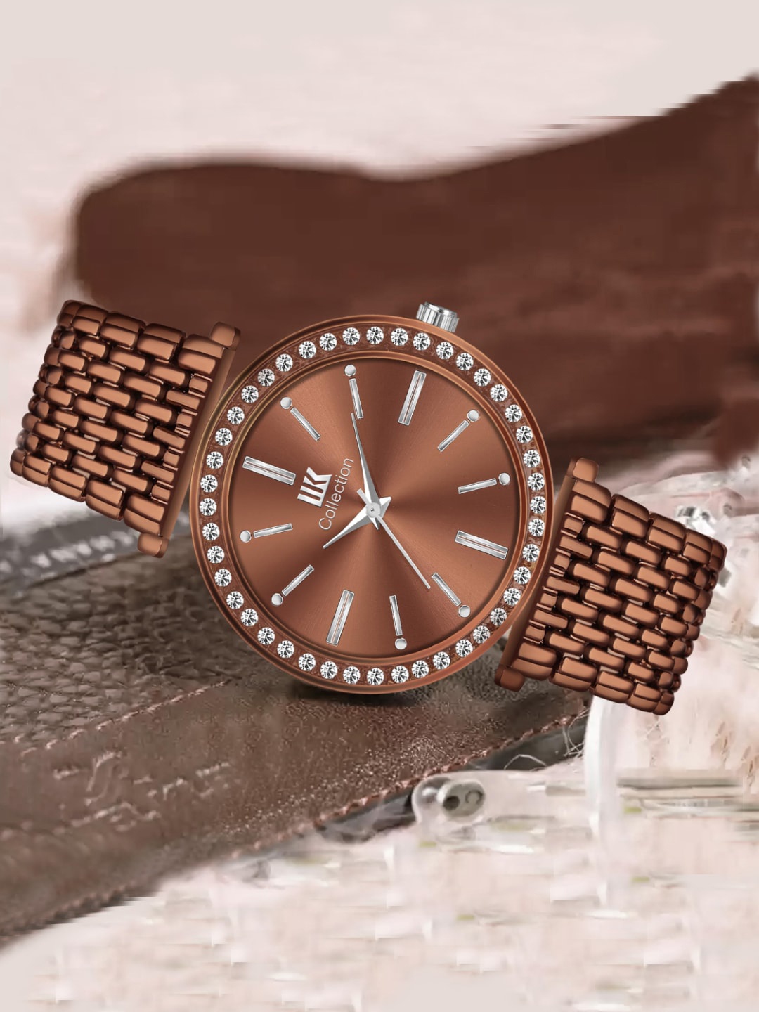 

IIK COLLECTION Women Dial Stainless Steel Textured Straps Analogue Watch, Brown