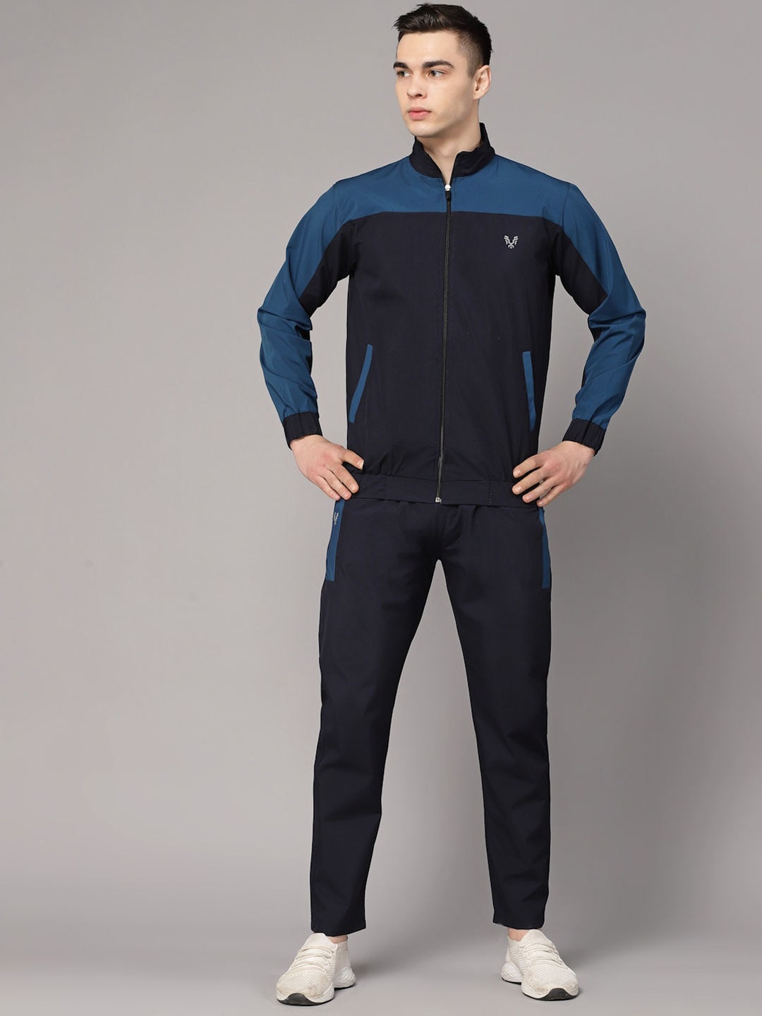 

UZARUS Colourblocked Mock Collar Jacket & Trackpant, Navy blue