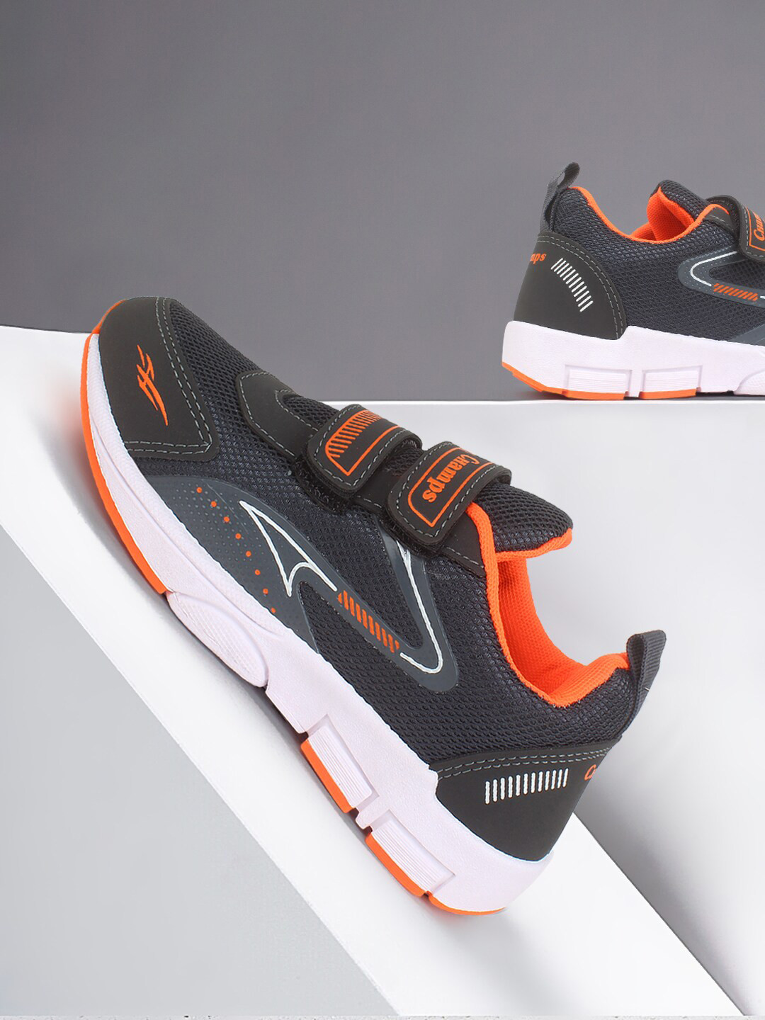 

Champs Boys Textured Lace-Up Running Shoes, Grey