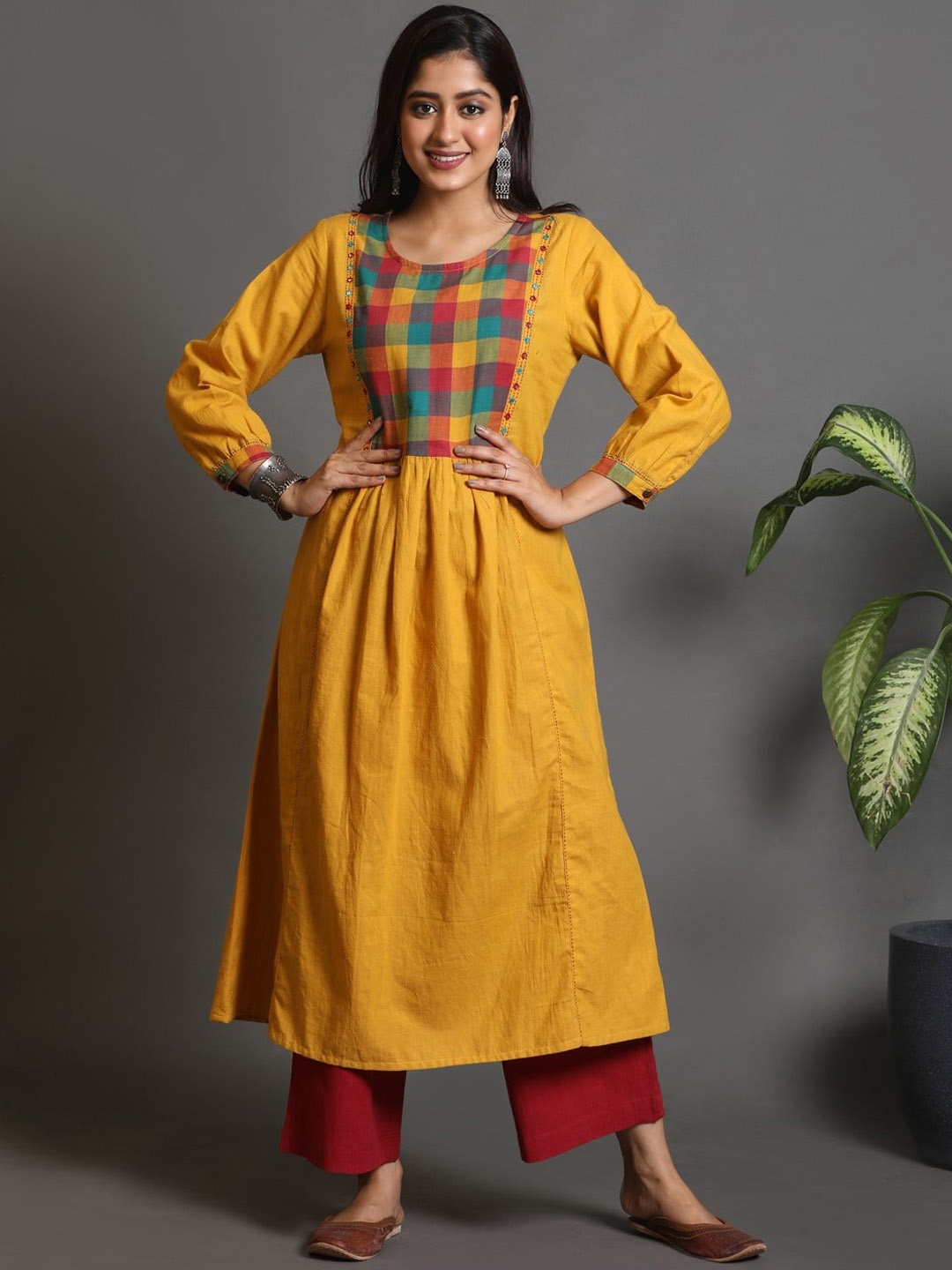 

Earthwear Women Flared Sleeves Thread Work Khadi Kurta, Yellow