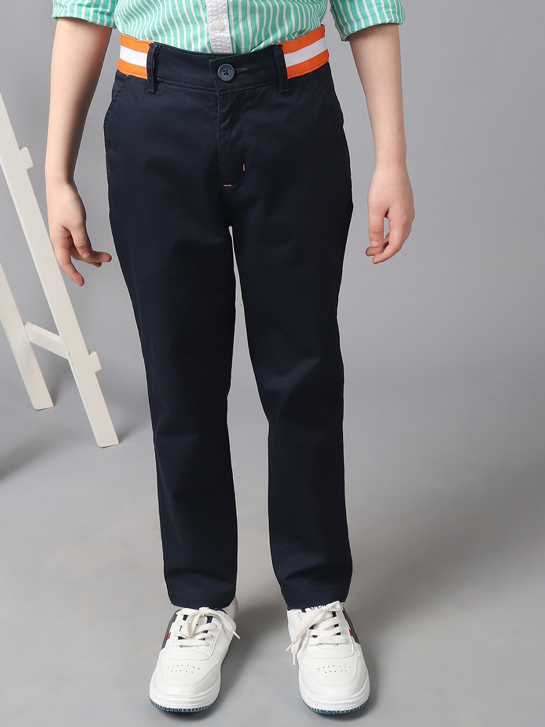 

One Friday Boys Relaxed Mid-Rise Cotton Trousers, Navy blue