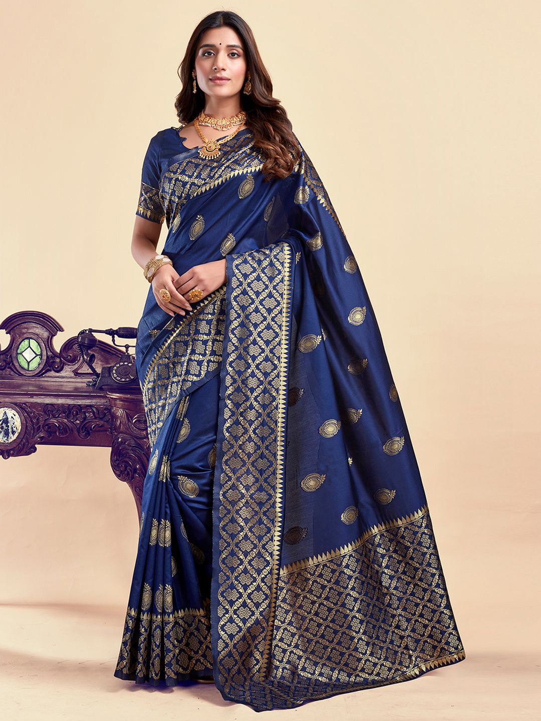 

KALINI Ethnic Motifs Woven Design Zari Banarasi Saree, Navy blue