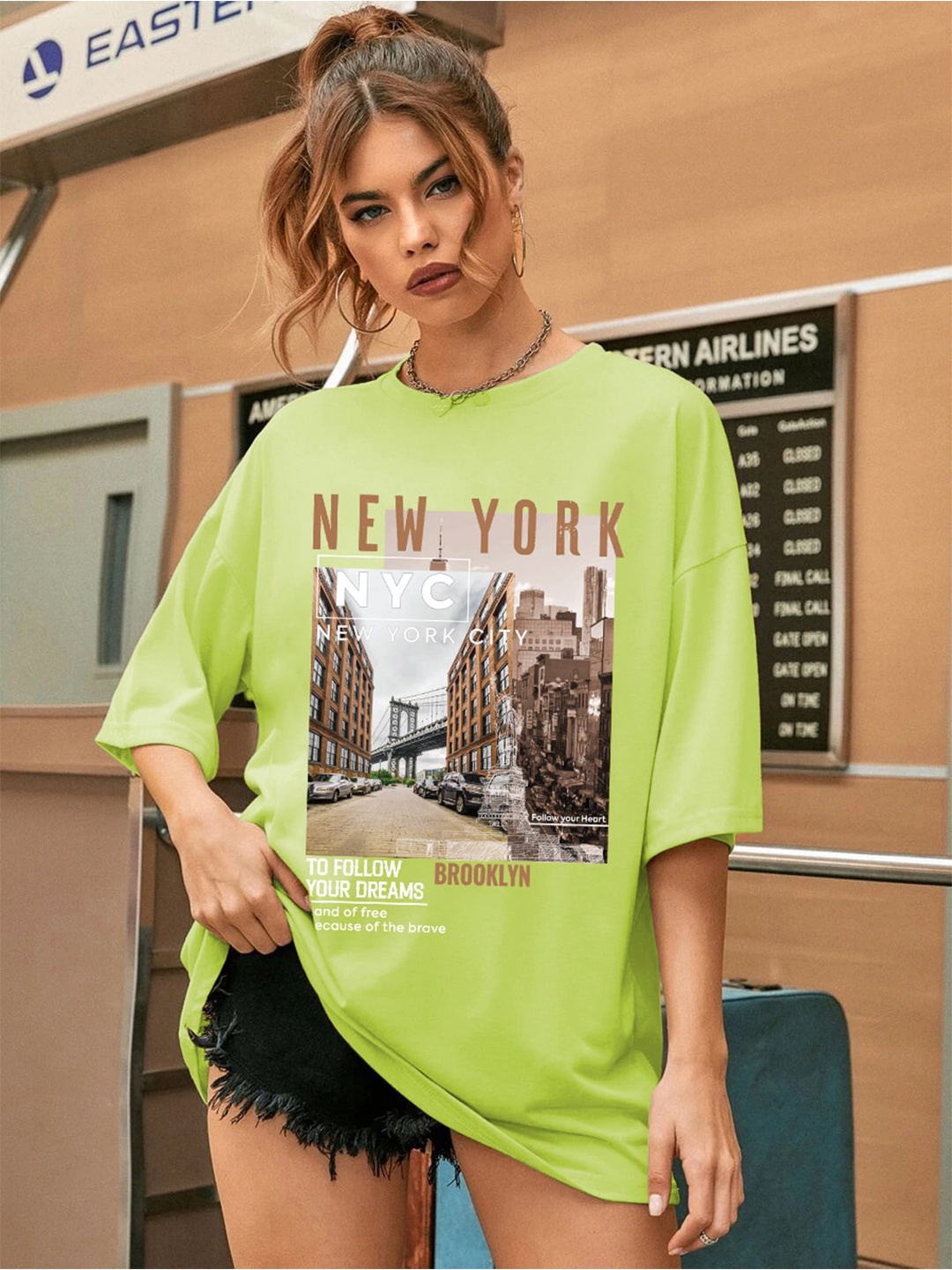 

CHKOKKO Women Printed T-shirt, Green