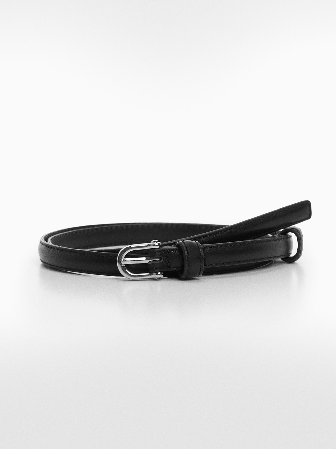 

MANGO Women Leather Slim Belt, Black