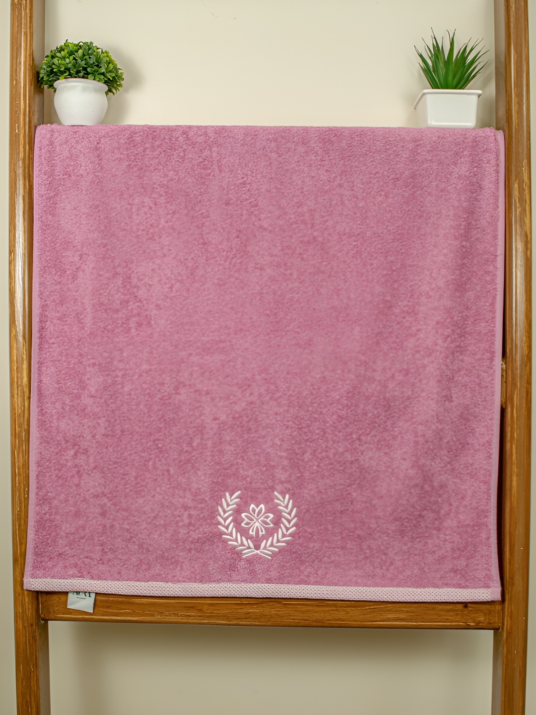 

Aura Purple Bamboo 500 GSM Bath Towel