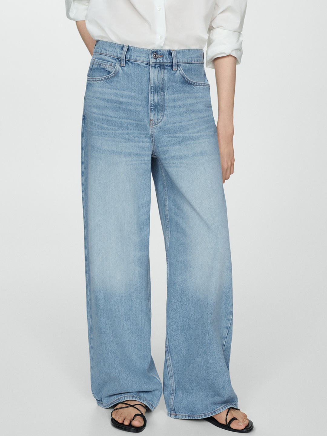 

MANGO Women Wide Leg Light Fade Jeans, Blue