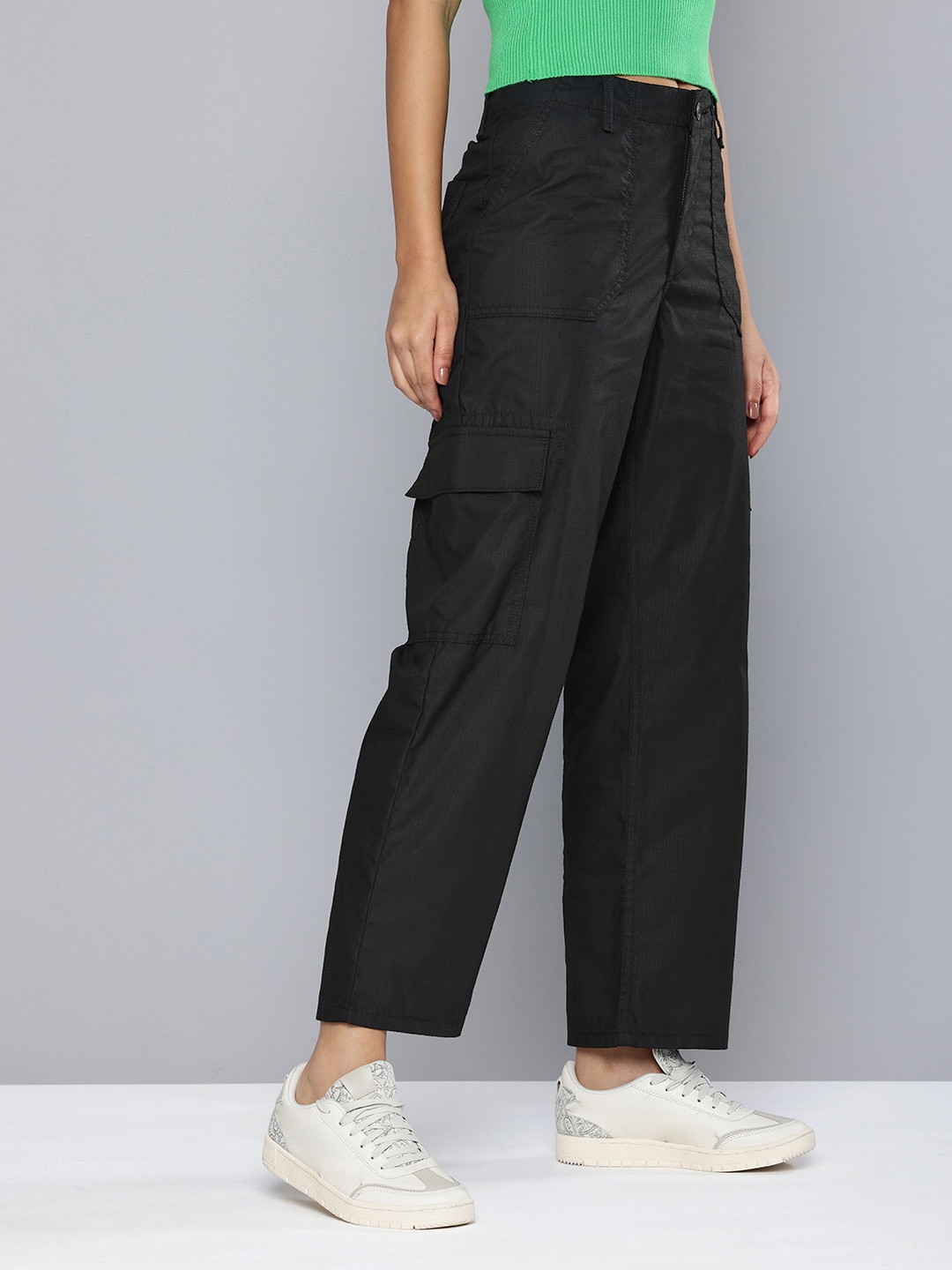 

Levis Women Self Design Textured Cargo Trousers, Black