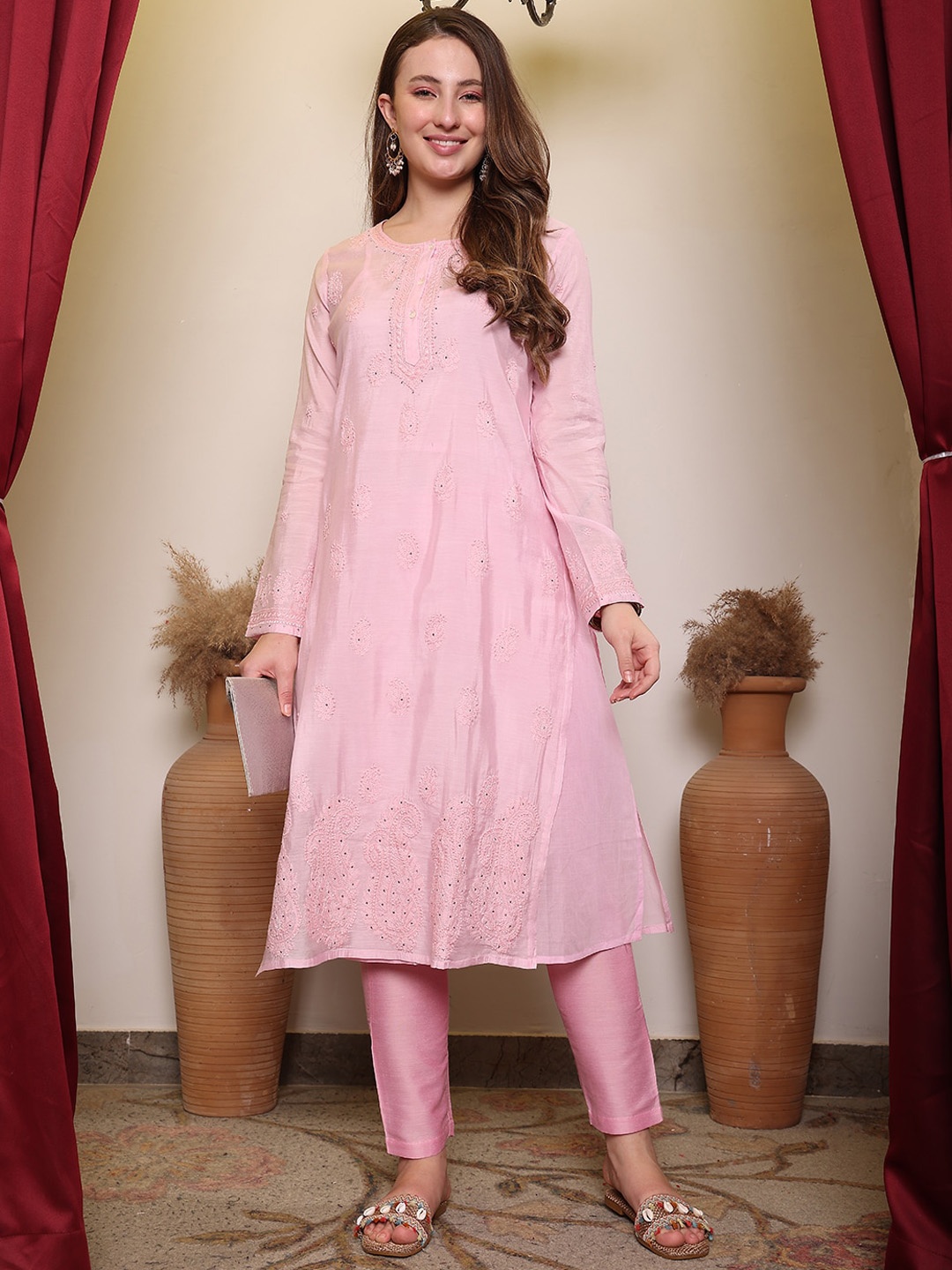 

House of Pataudi Paisley Embroidered Chikankari Straight Kurta, Pink