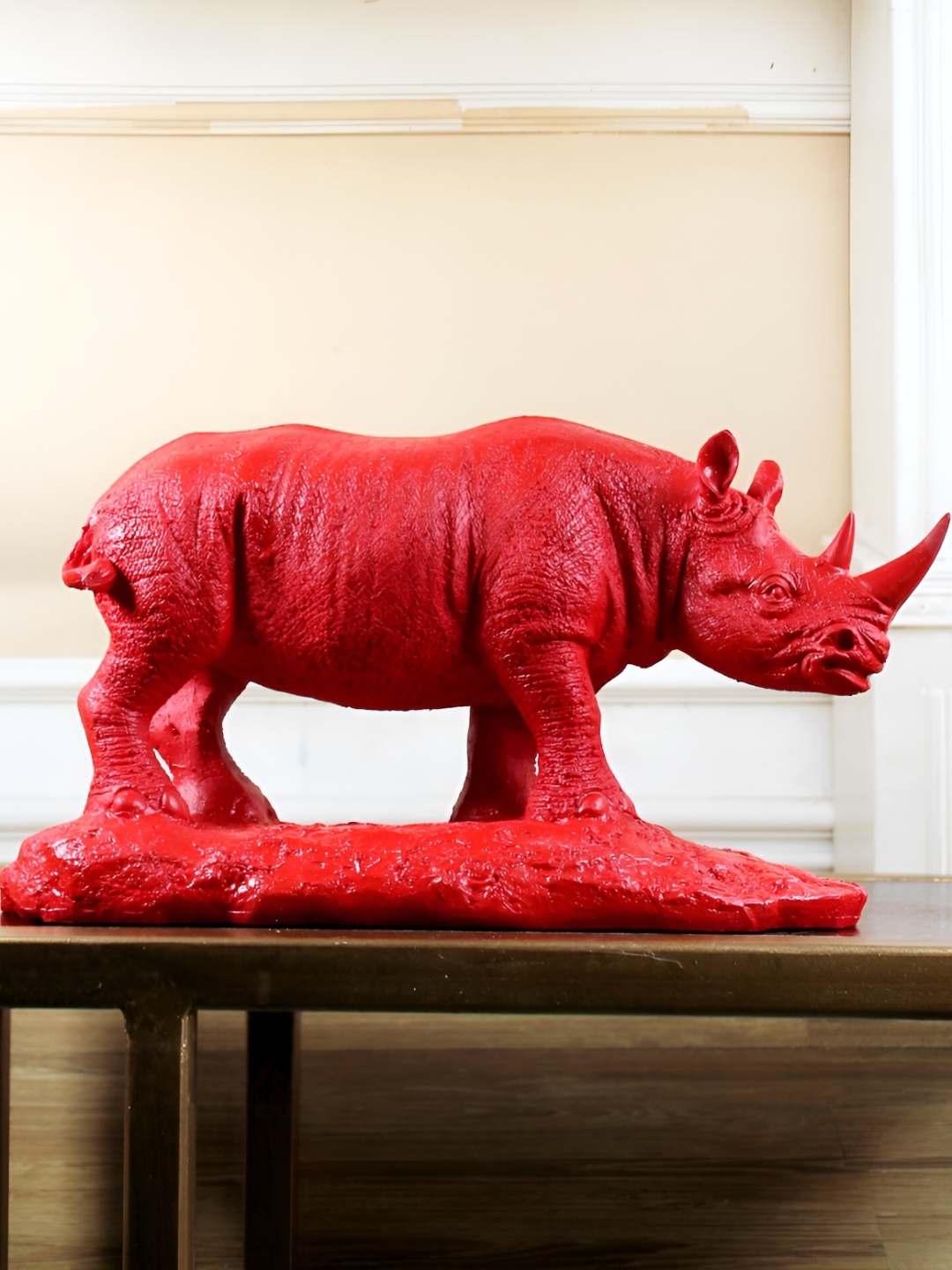 

THE WHITE INK DECOR Red Figurine Showpiece