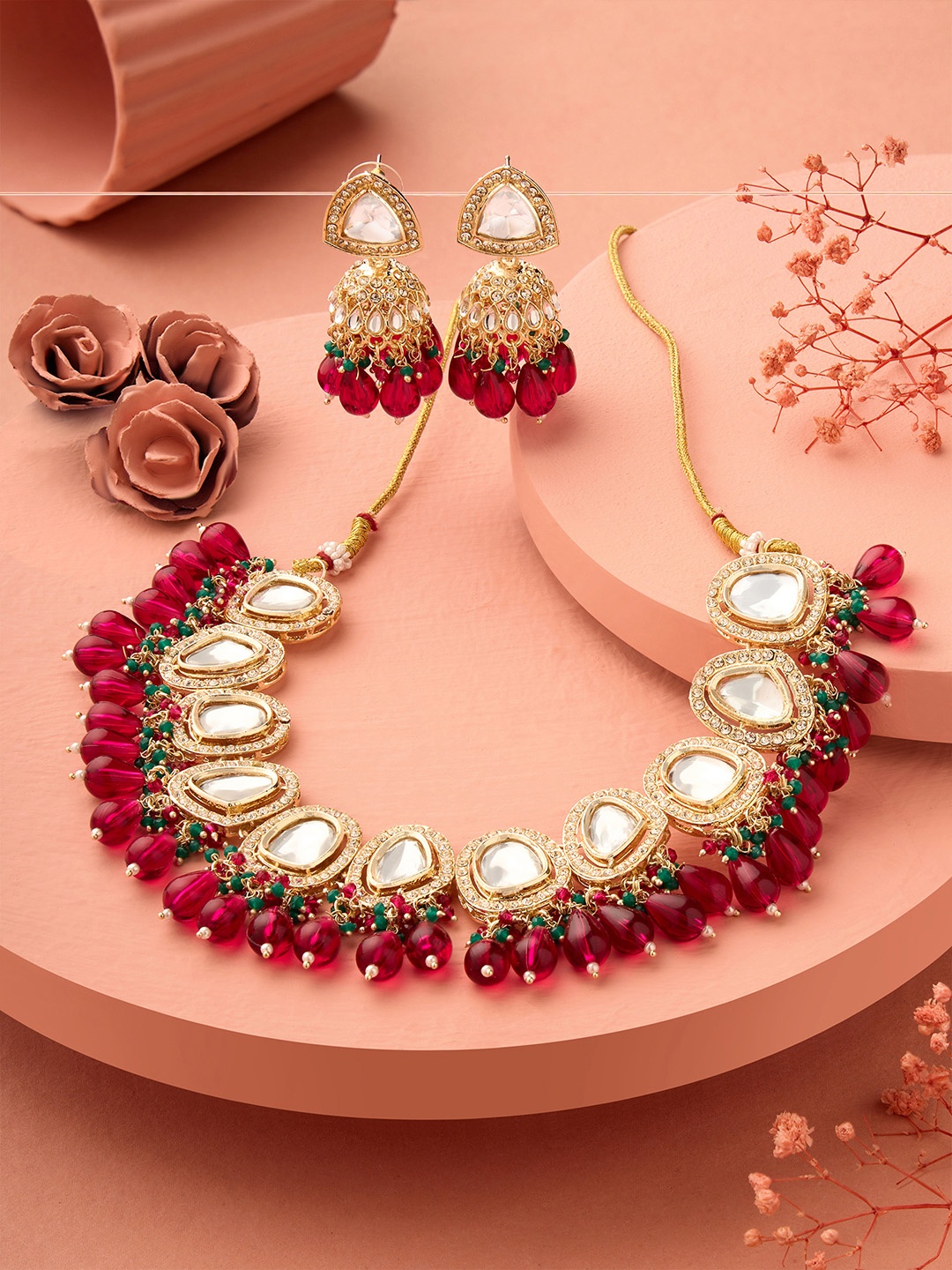 

Zaveri Pearls Gold-Plated Stone-Studded & Cluster Beaded Jewellery Set