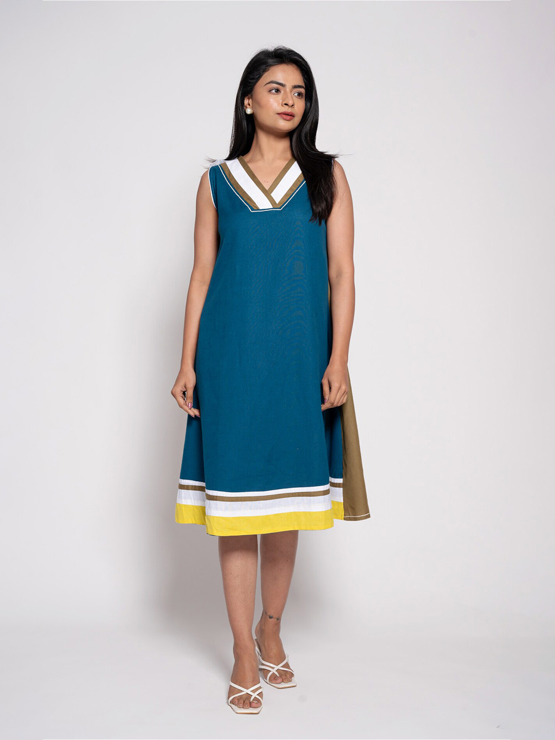 

AFFAIRE'S BY LEVELL5 V-Neck A-Line Midi Dress, Blue