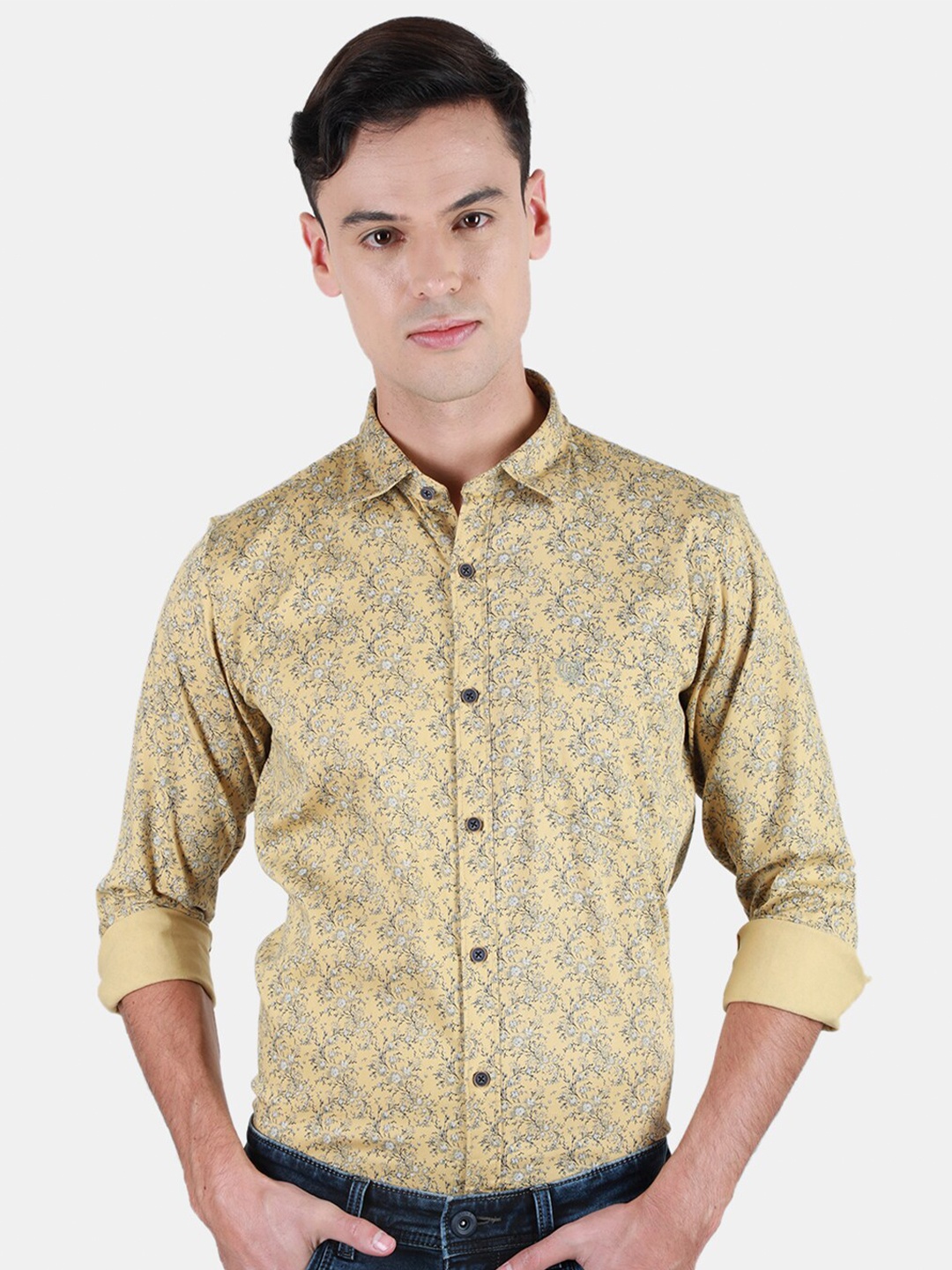 

Duke Men Slim Fit Floral Opaque Printed Casual Shirt, Beige