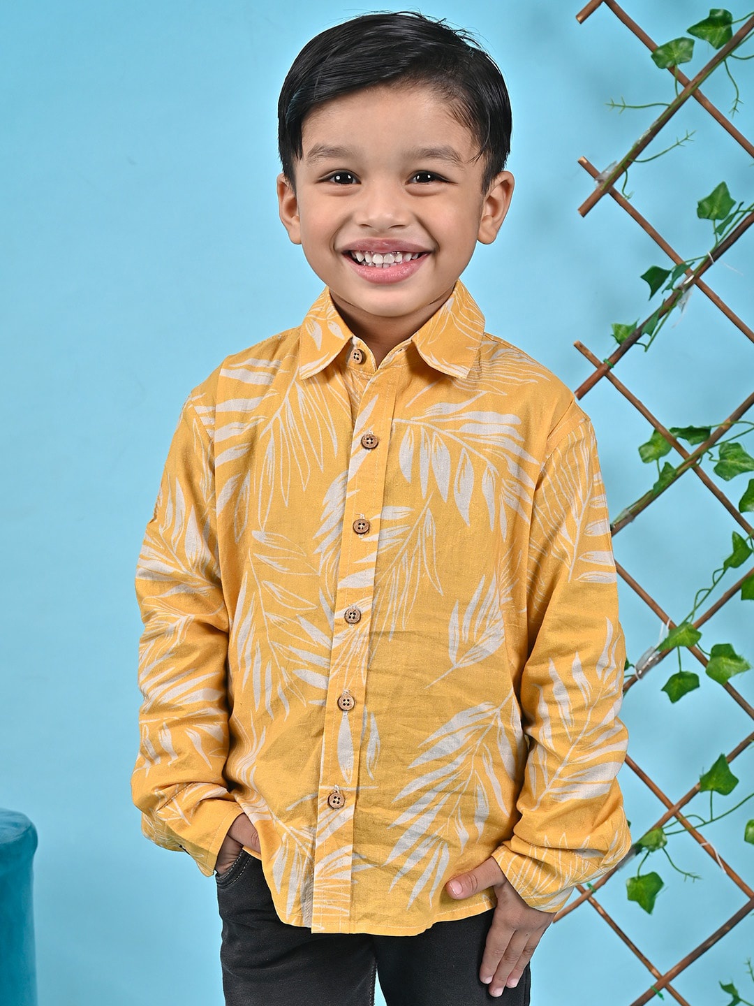

MOOBA Boys Comfort Opaque Printed Casual Shirt, Yellow