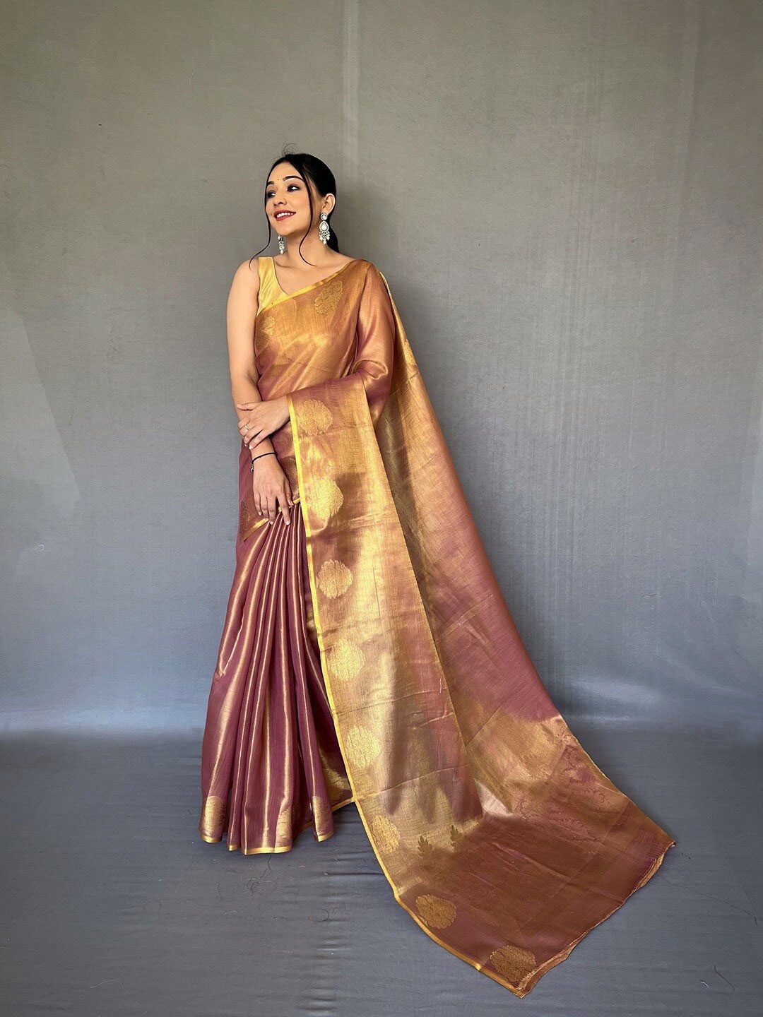 

SGF11 Ethnic Motifs Woven Design Zari Tissue Kanjeevaram Saree, Brown