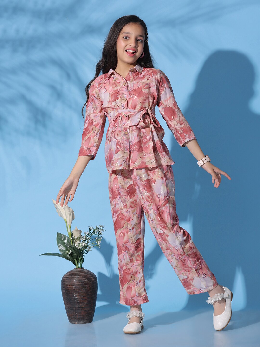 

FASHION DREAM Girls Shirt Collar Abstract Printed Top with Trousers, Peach