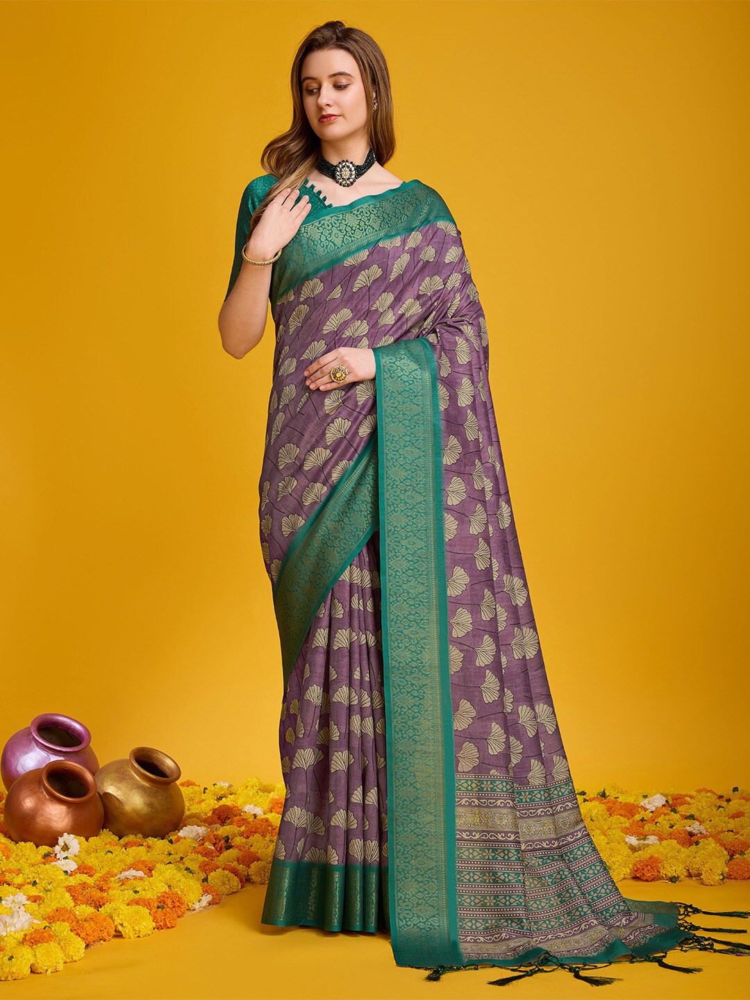 

Ishin Floral Printed Zari Silk Cotton Saree, Purple