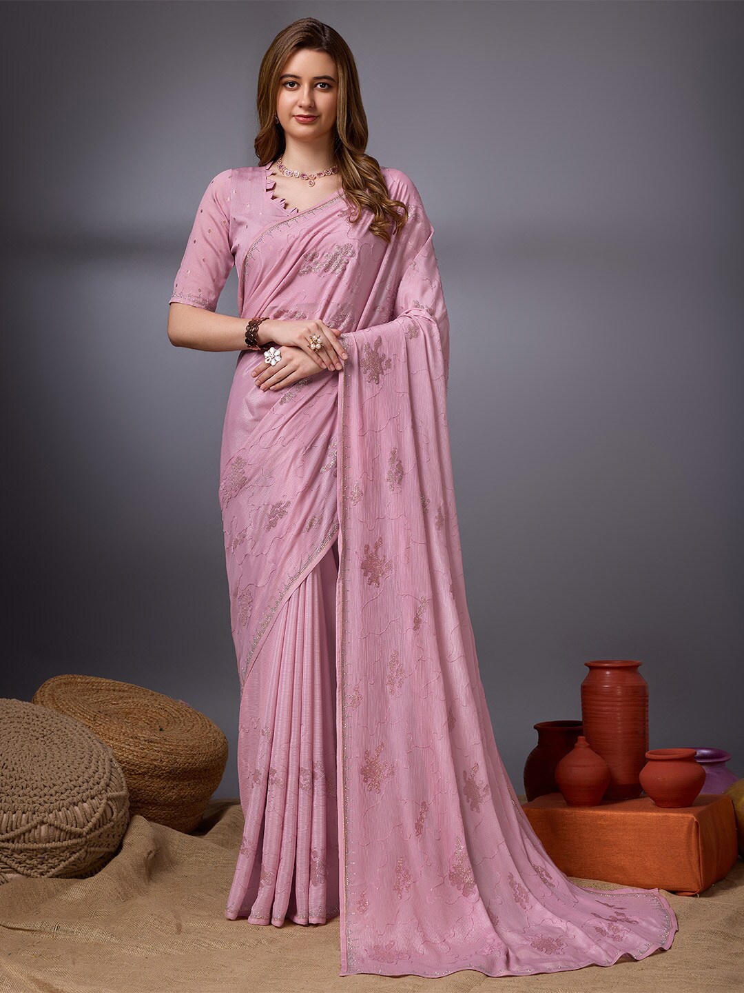 

Ishin Abstract Embroidered Embellished Saree, Pink